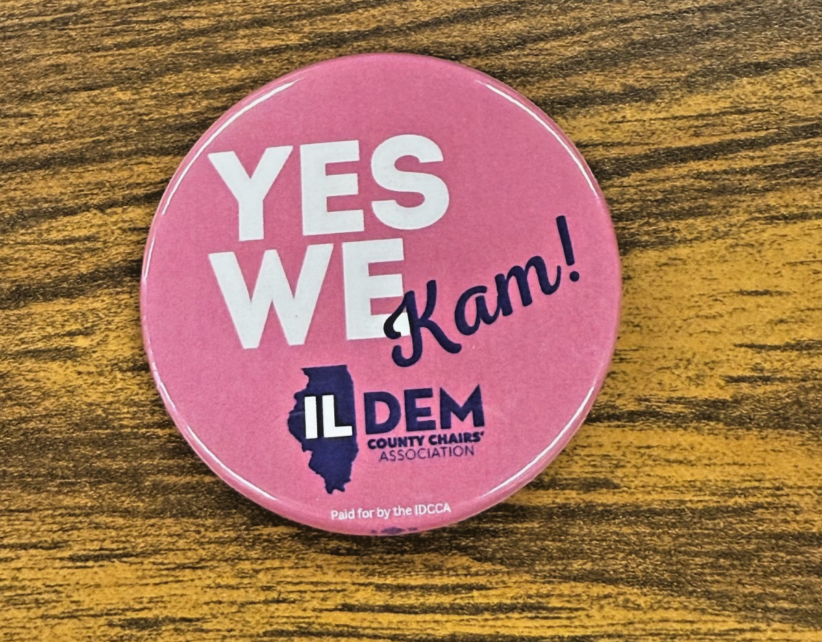 NWT – Yes We Kam! Kamala Harris for President Campaign Button