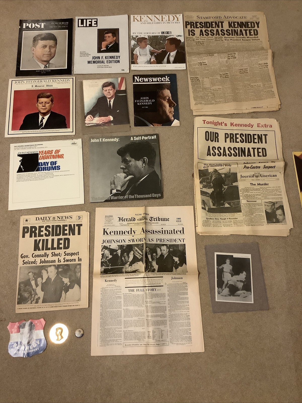 John F Kennedy JFK Lot Assassination Campaign Newspapers Magazines Pin Records