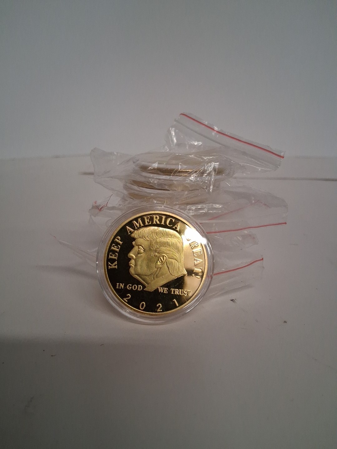 Lot Of 10 Donald Trump 2021 45th President MAGA Gold Commemorative Coin in Case