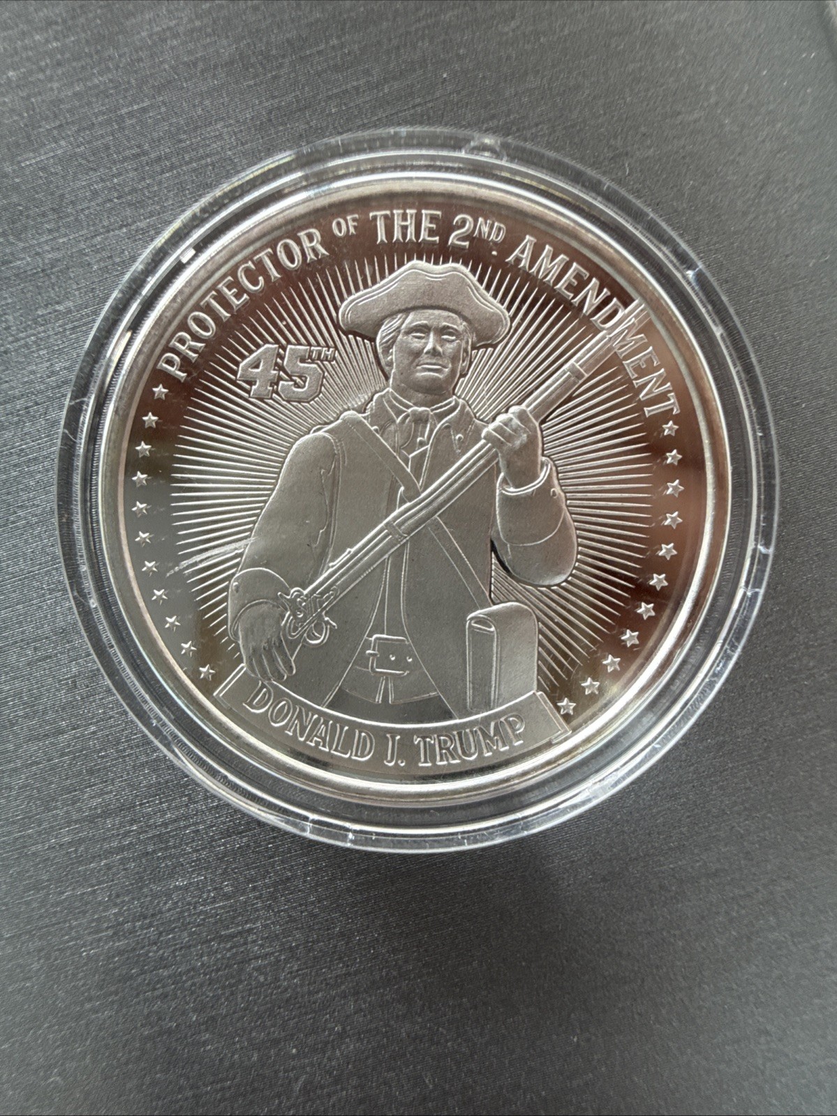 1-OZ.999 DONALD J TRUMP PROTECTOR OF 2ND AMENDMENT SILVER .999 1OZ 4500 Limited