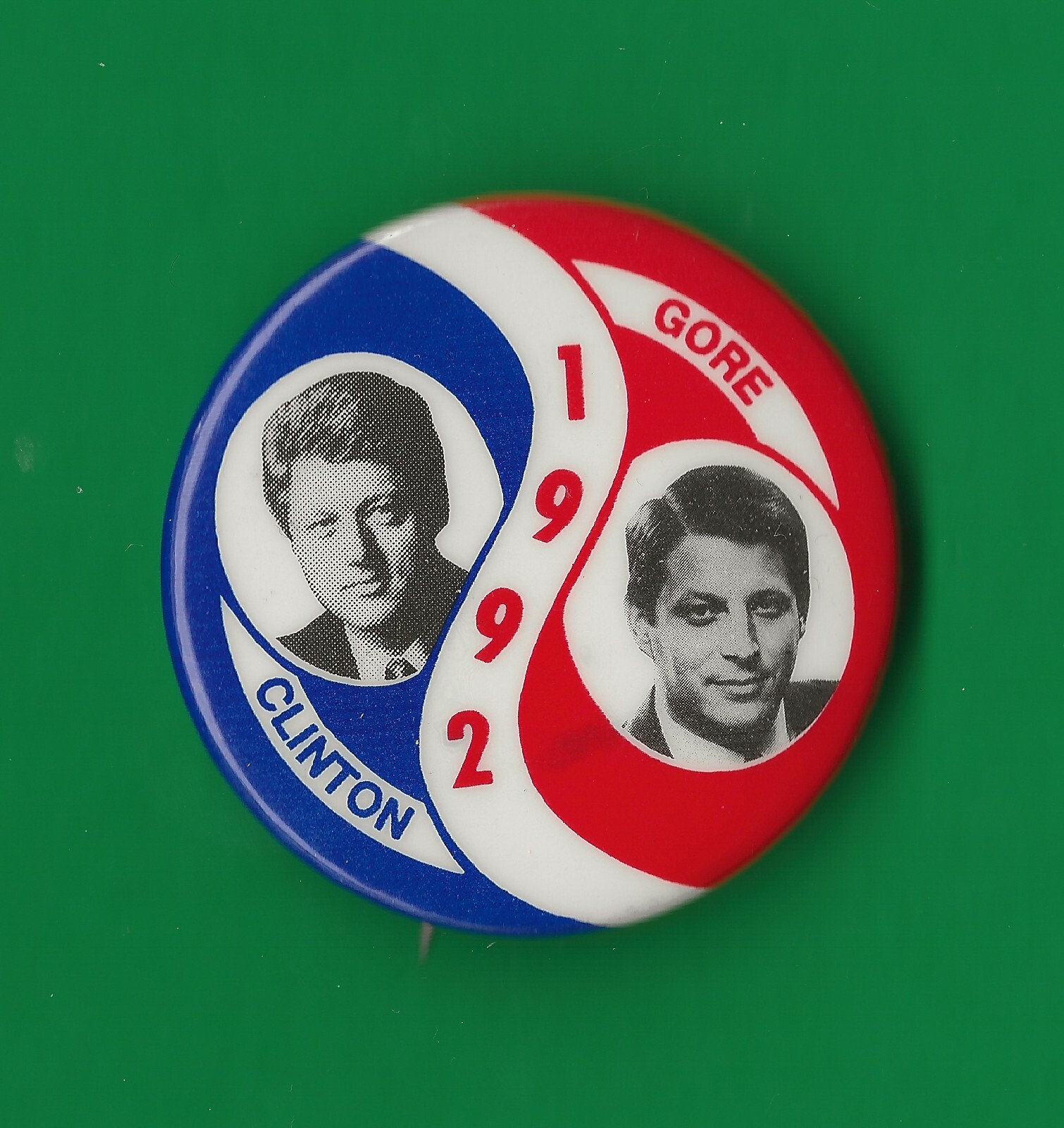 1992 Bill Clinton & Al Gore 1-1/2″ / Presidential Campaign Button(Pin49s)