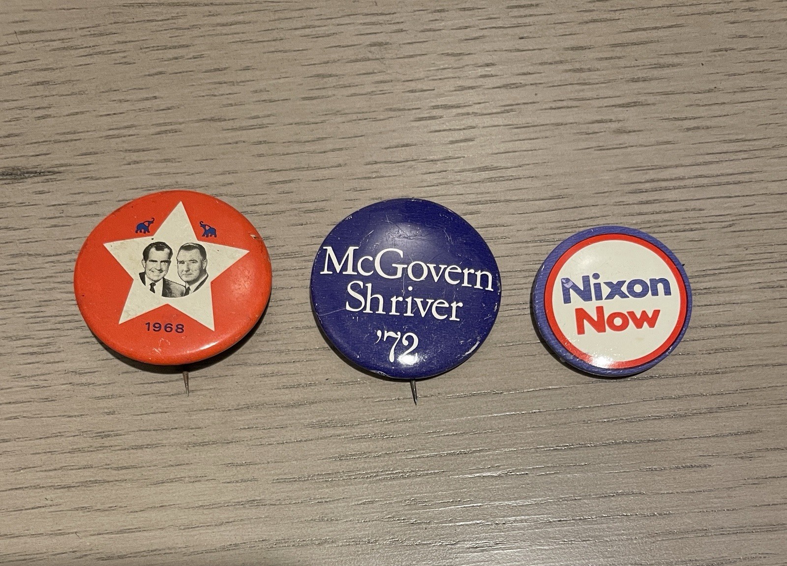 1968-1972 RICHARD NIXON, SPIRO AGNEW, MCGOVERN, SHRIVER CAMPAIGN BUTTONS PINS