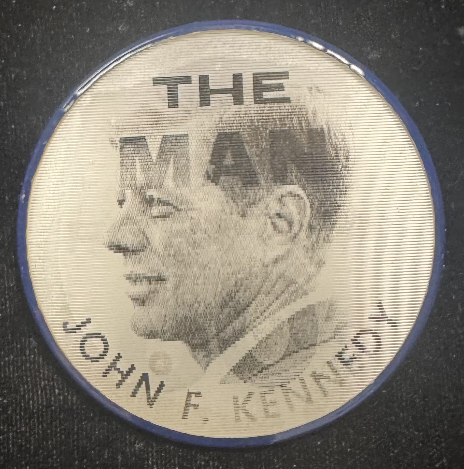 1960 2 1/2″ JOHN F KENNEDY-THE MAN FOR THE 60’s FLASHER CAMPAIGN BUTTON-EXC!