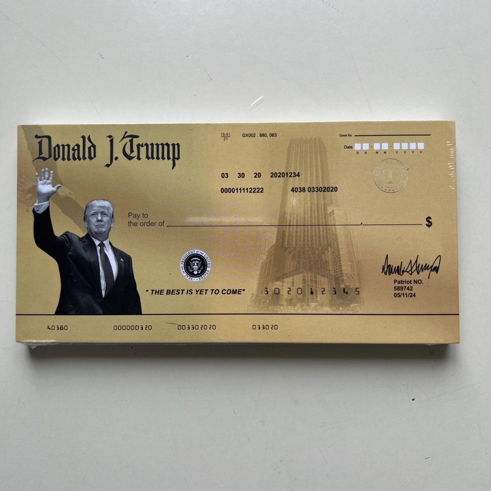 25x Gold Tone Donald Trump KAG Fake Parody Facsimile Stimulus Checks Pack