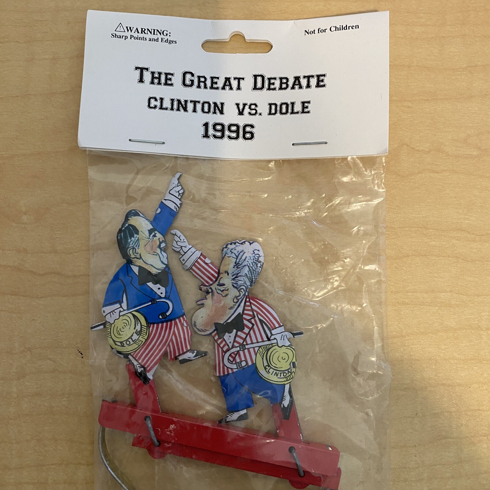 NIP Vintage 1996 “The Great Debate Clinton Vs. Dole” from Schylling Tin Toy