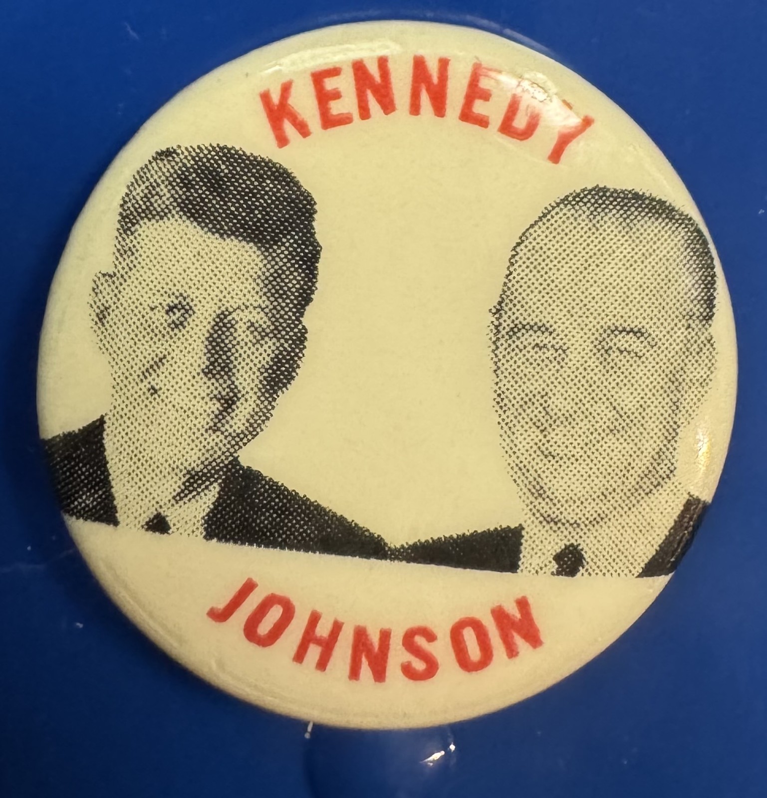 1960 1″ KENNEDY-JOHNSON CELLULOID JUGATE CAMPAIGN BUTTON; SCARCE DESIGN & MINT!
