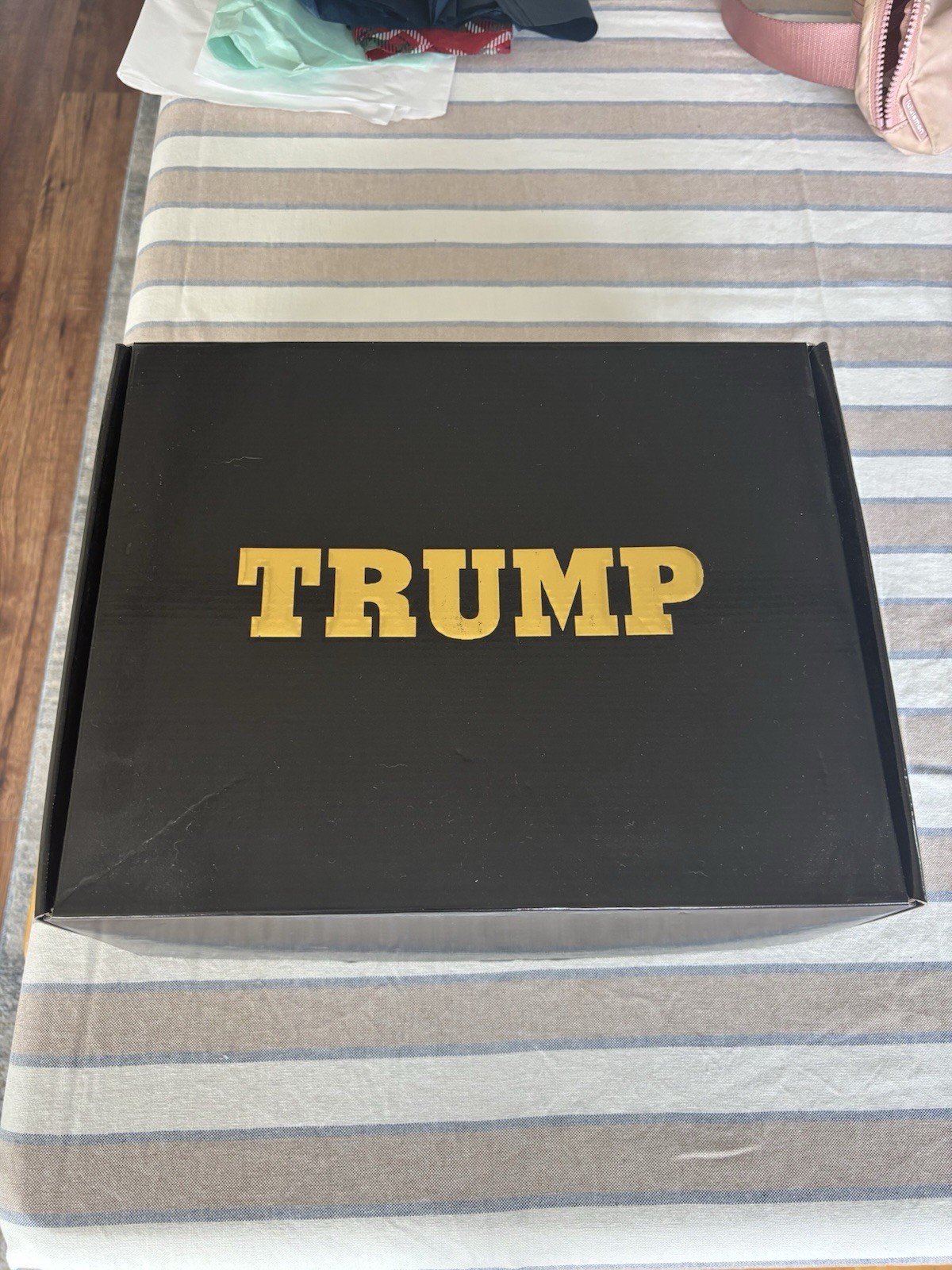 Donald Trump Fight Fight Fight High Top Sneakers Pair 2240/5000 Men’s Size 10.