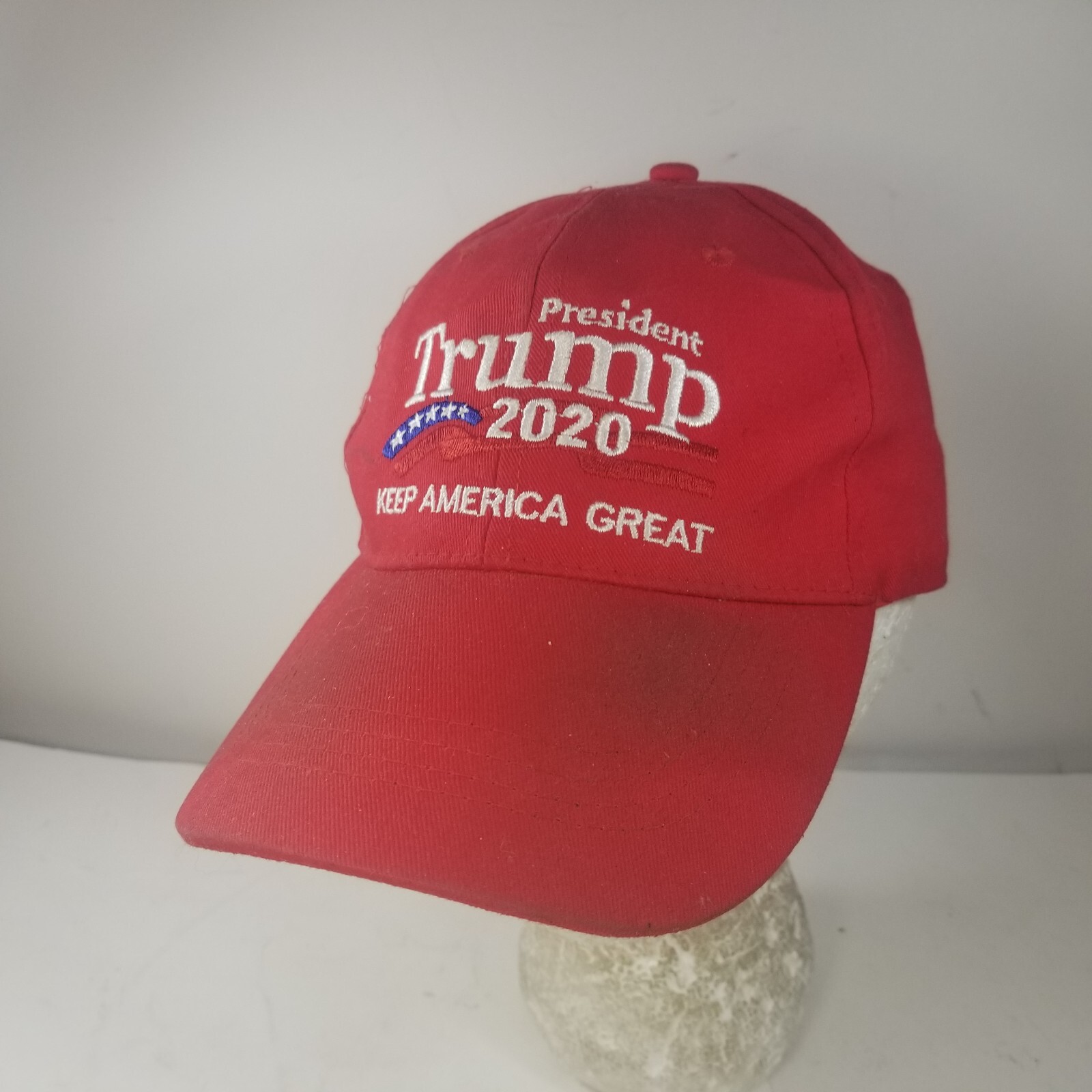 Donald Trump 2020 MAGA Embroidery Hat Keep America Great Again Baseball Red Cap