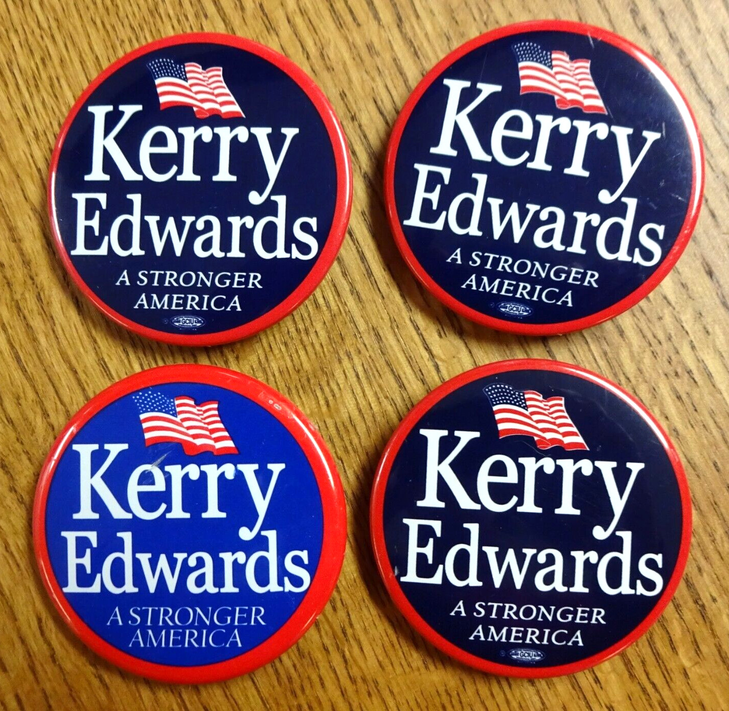 2004 John Kerry John Edwards 2 1/4″ A Stronger America Campaign Button, 4 pins