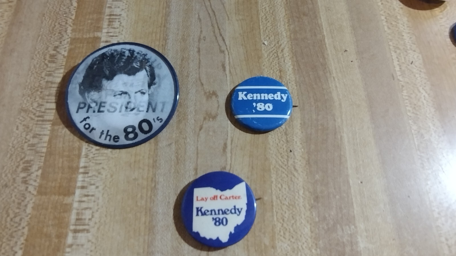 (3) Ted Kennedy 80’s Pins,hologram!