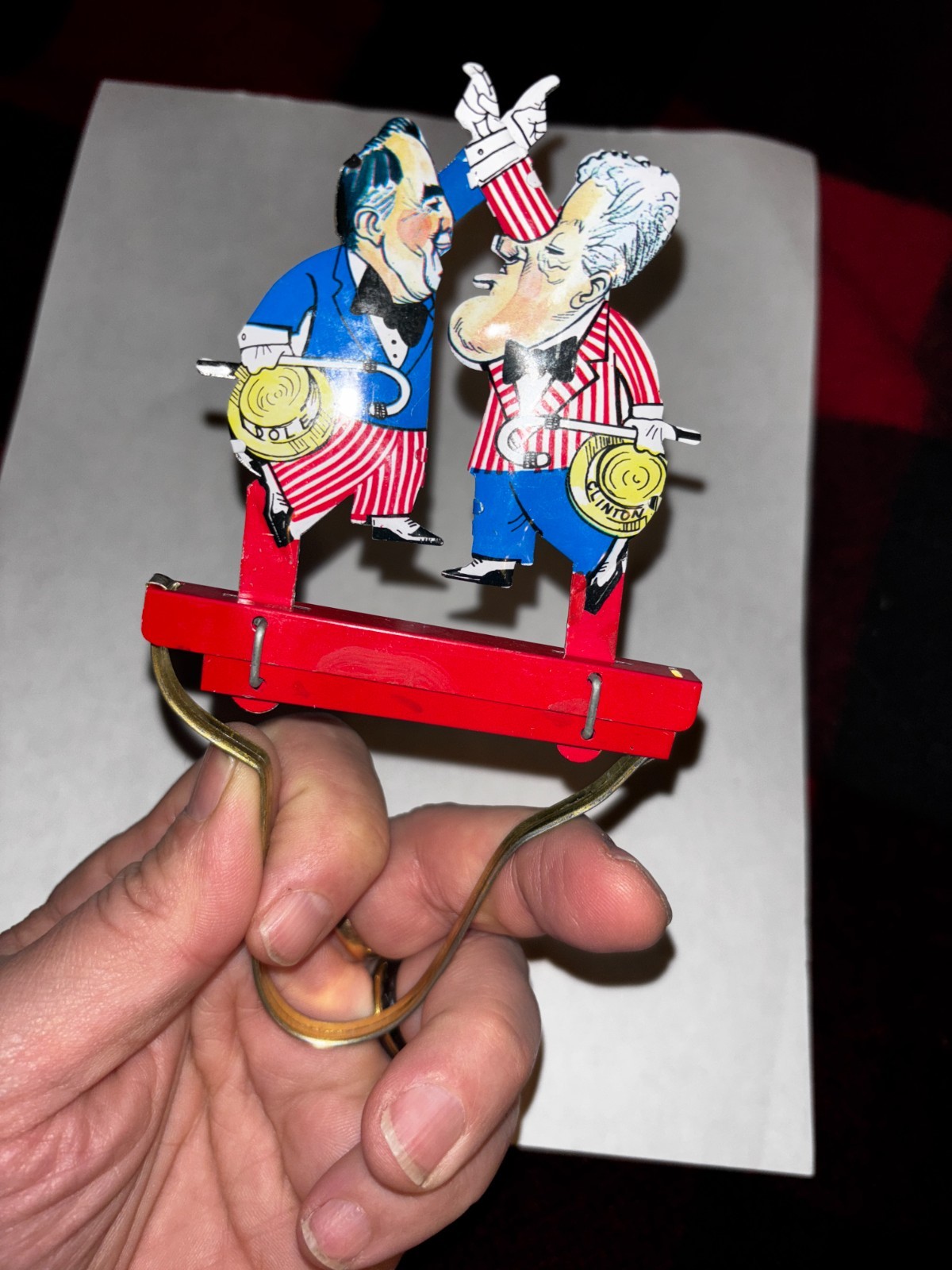 BILL CLINTON VS BOB DOLE COLLECTOR’S TIN TOY THE GREAT DEBATE 1996 MIP MINT