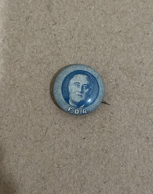 Franklin Delano Roosevelt 1932 Scarce Small Picture Political Button President!!