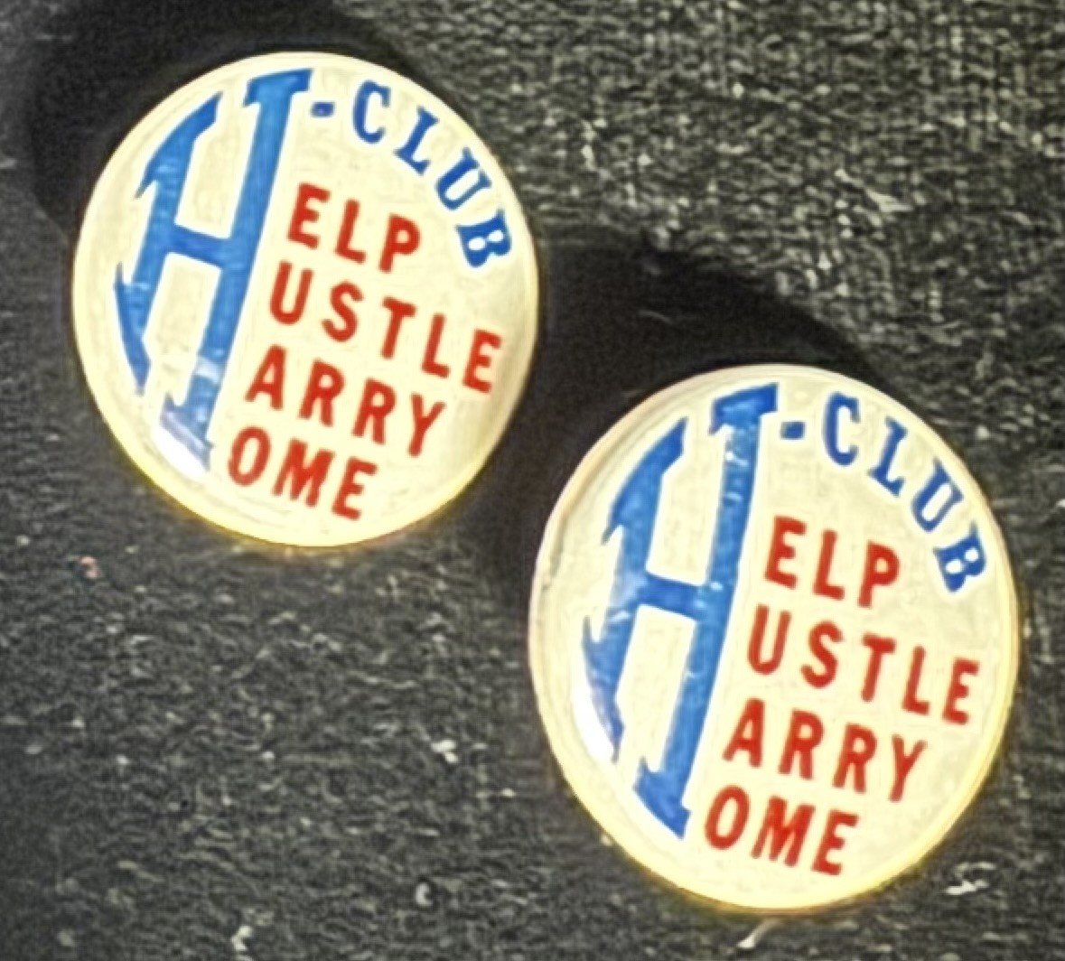 1948 THOMAS DEWEY 7/8″ HELP HUSTLE HARRY HOME CLIP ON EARRING PAIR UNUSUAL, MINT