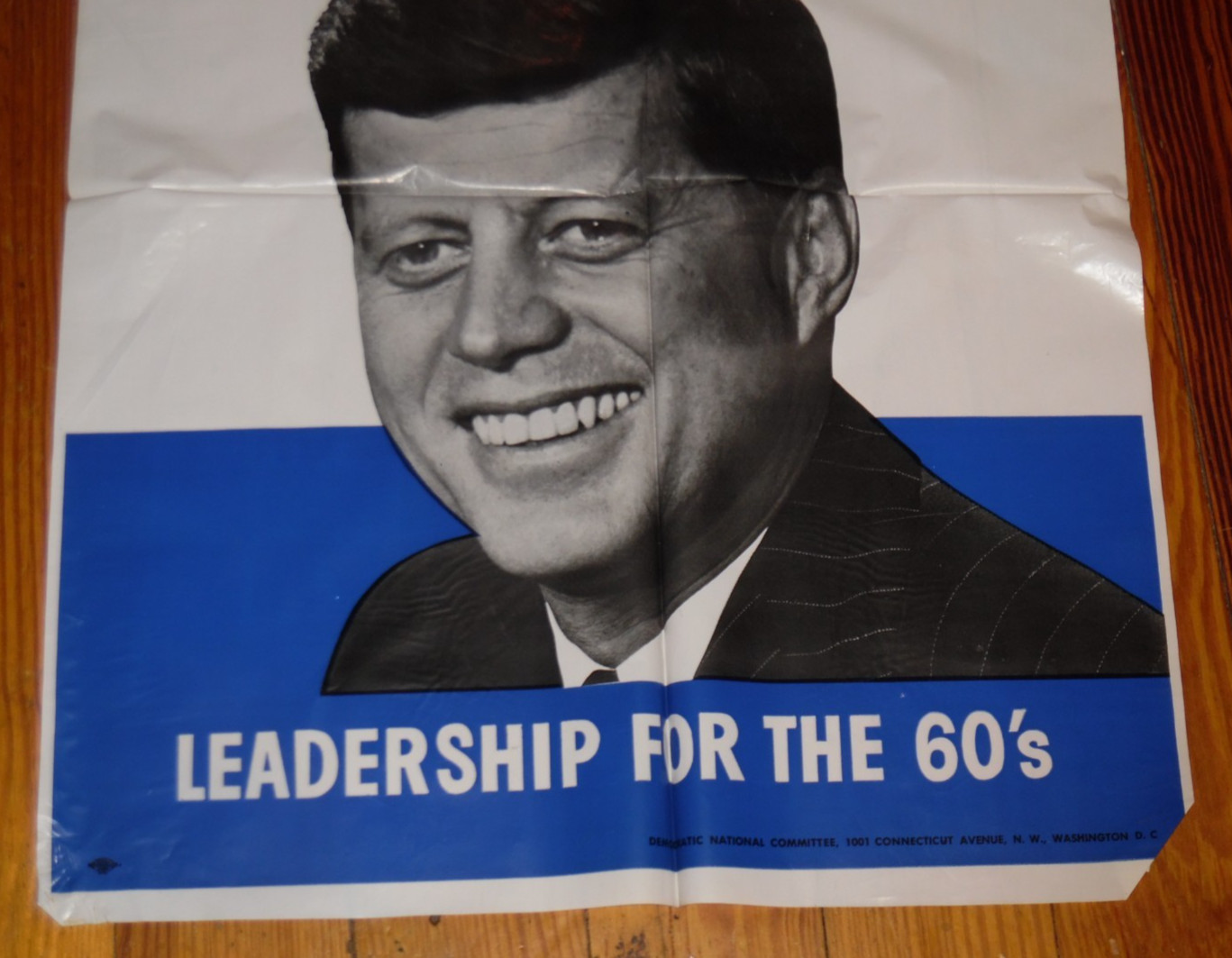 Vintage John F. Kennedy For President Plastic Campaign Poster – Musty – 24″x18″