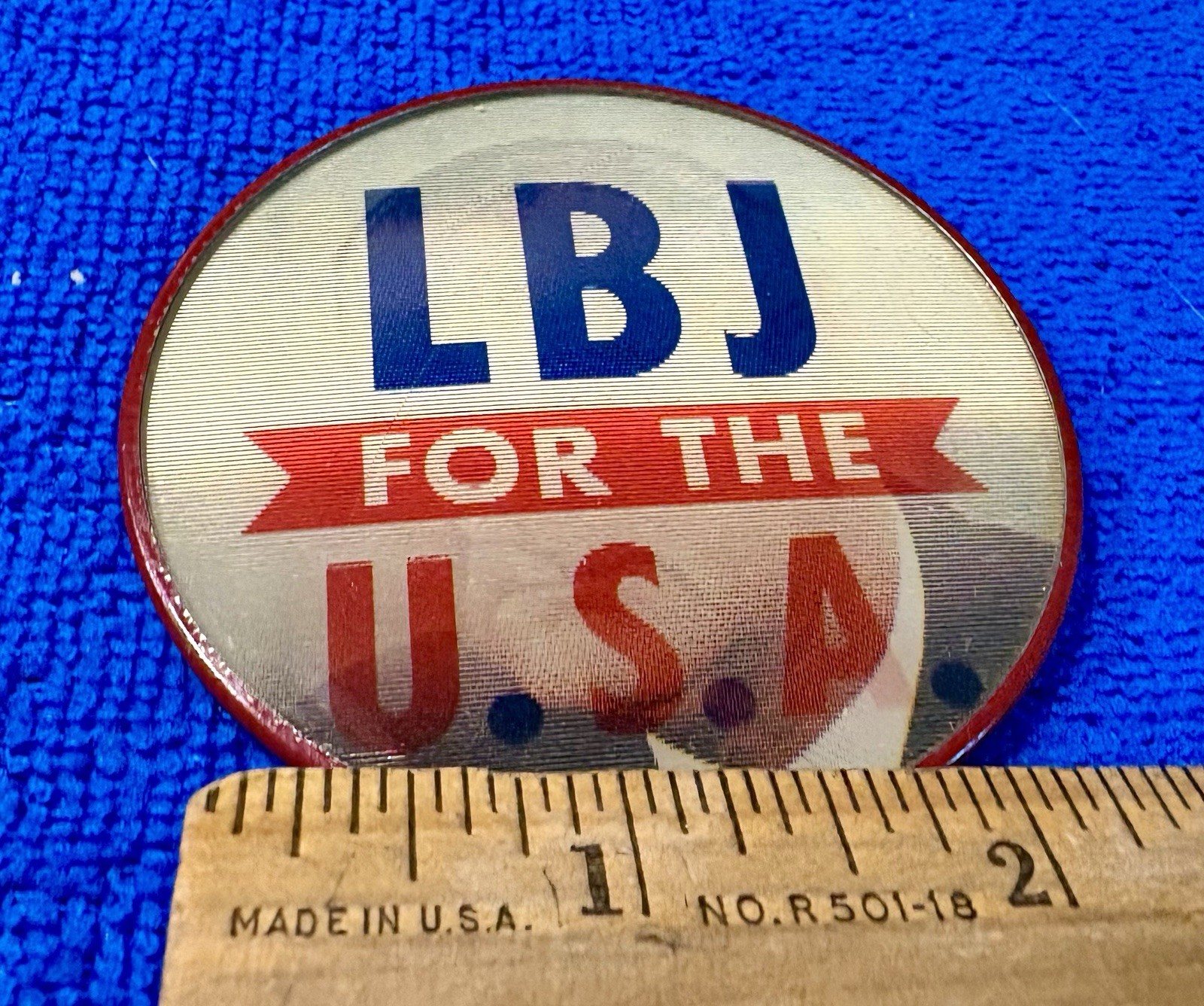 1964 Lyndon Johnson Flasher / Motion Campaign Pin ~ LBJ For the USA