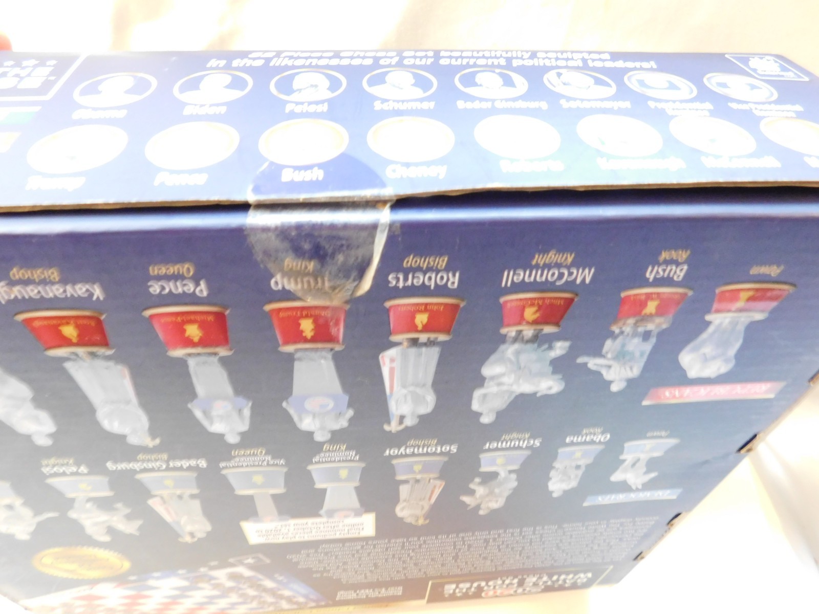 Battle for the White House Chess Set Complete 32 Pieces 2020 with COA