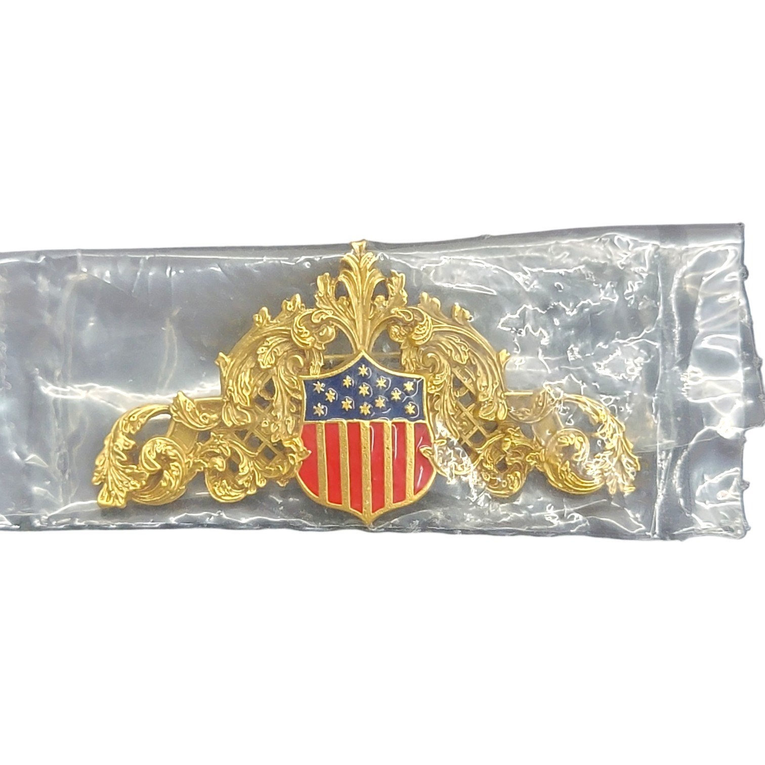 White House Historical Association WHHA US Shield Brooch Gold Filigree Pin