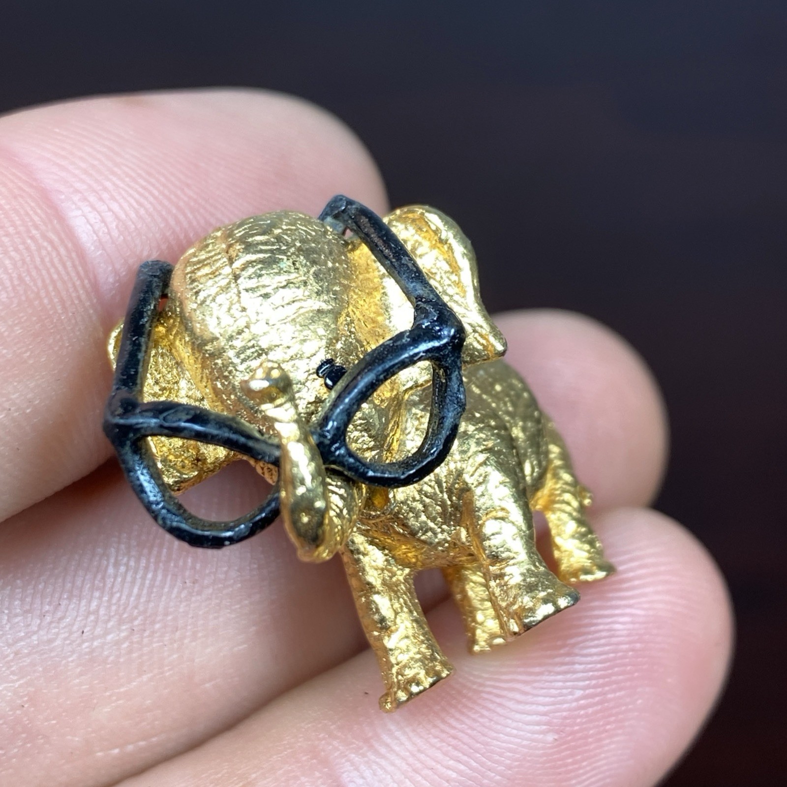 1964 GOP Barry Goldwater Elephant w/ Glasses Political Gold Tone 3D Lapel Pin