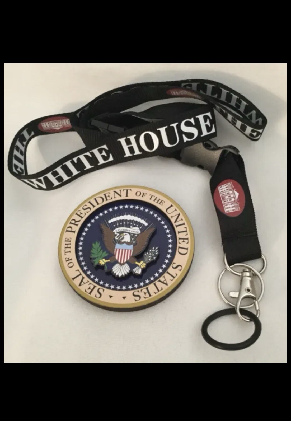 TRUMP CHALLENGE COIN 2025 INAUGURATION w WOOD BOX GOLD REPUBLICAN GOP Signature
