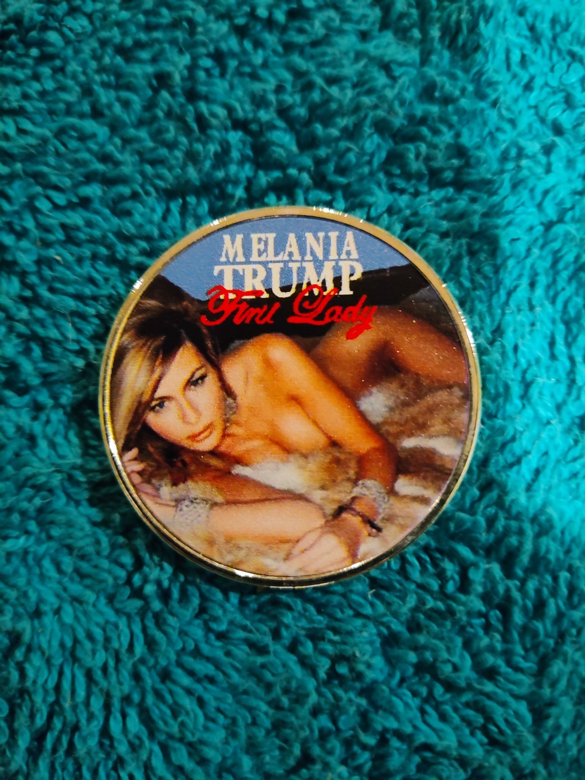 2016 Melania Trump OUR BEAUTIFUL FIRST LADY Partial Nude coin w/coin case 1 oz.