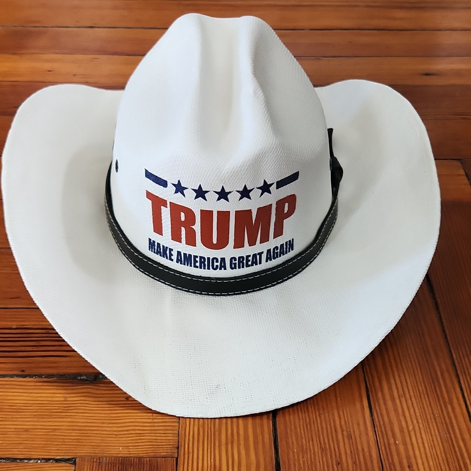 MAKE AMERICA GREAT AGAIN White Western Cowboy Hat Campaign Collectible