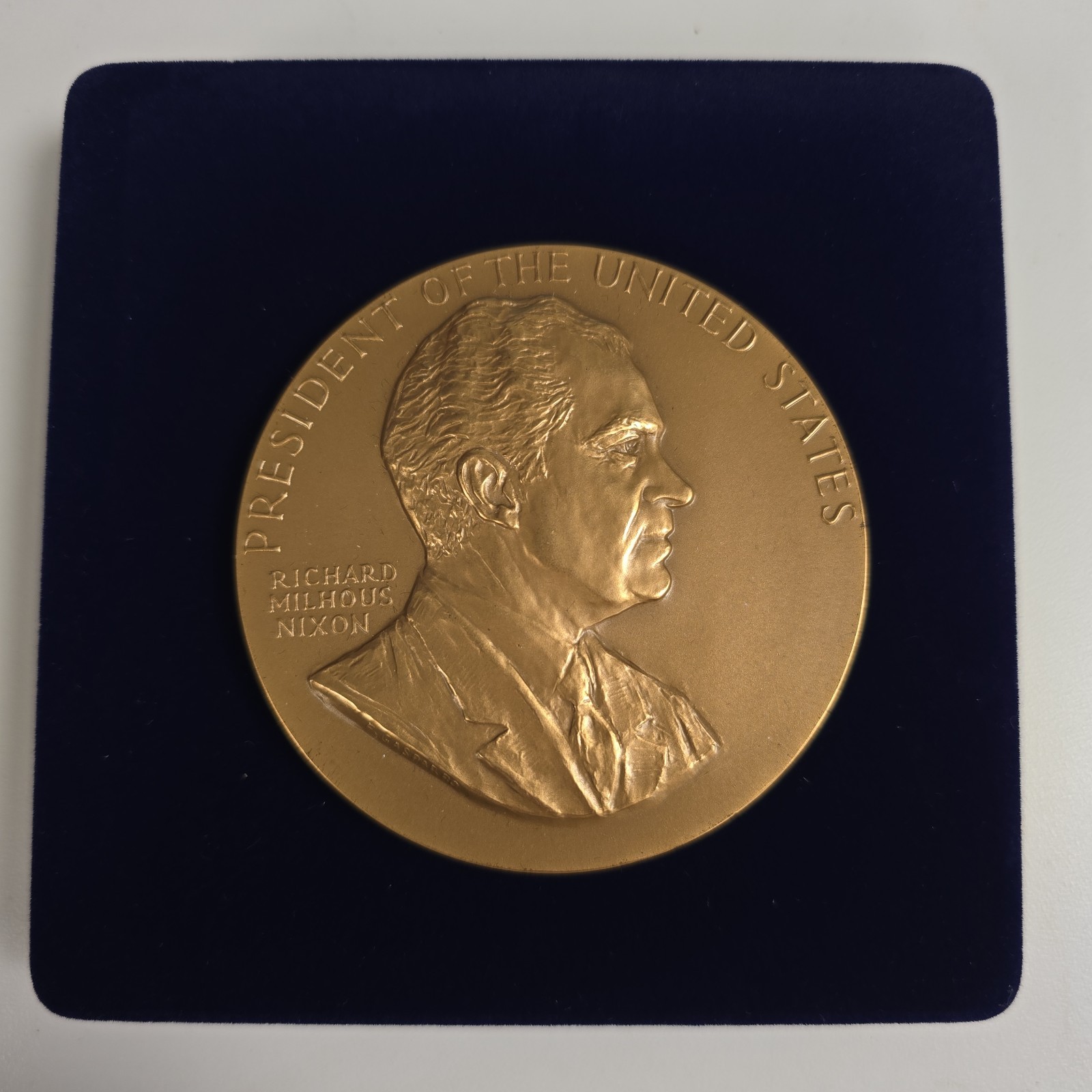 Vintage Bronze Inaugurated Coin Paperweight Richard Nixon 3″ Medal