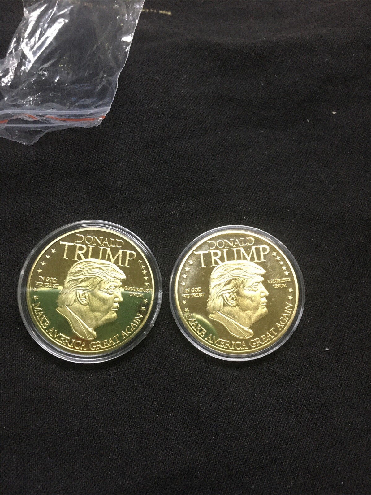 Donald Trump 2018 24K Gold Plated Collectible Eagle Coin with Fit Display Case