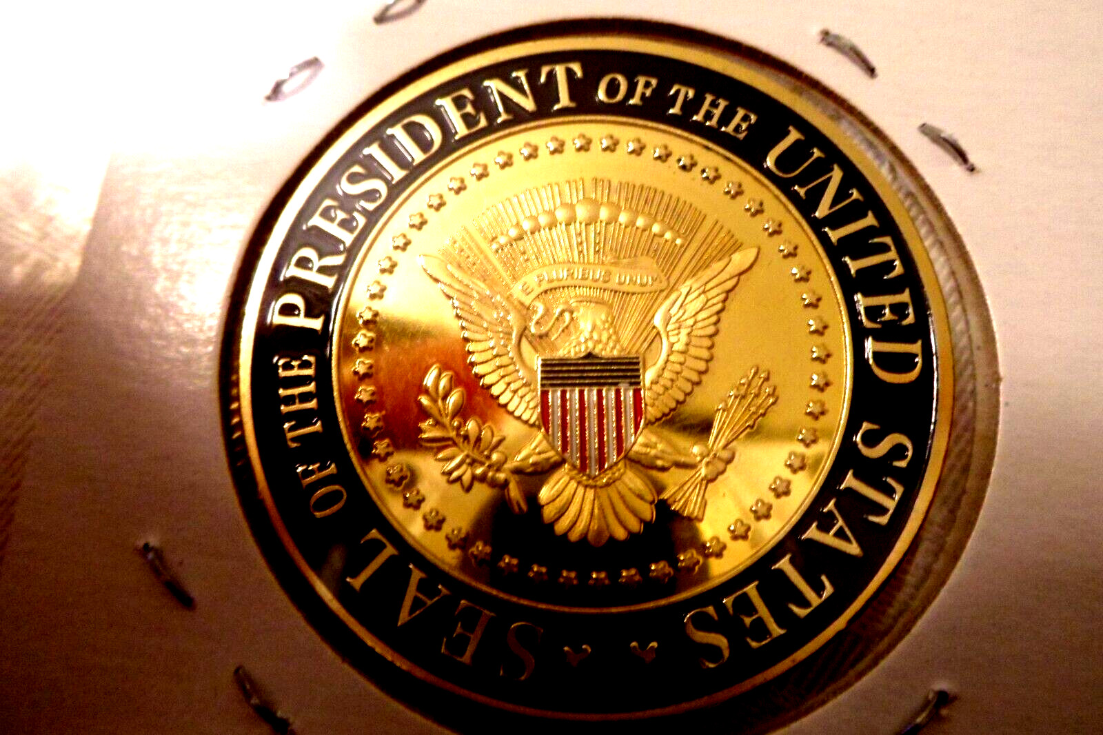 Trump 24K Gold plated coin 2020 ” Keep America Great” US seller