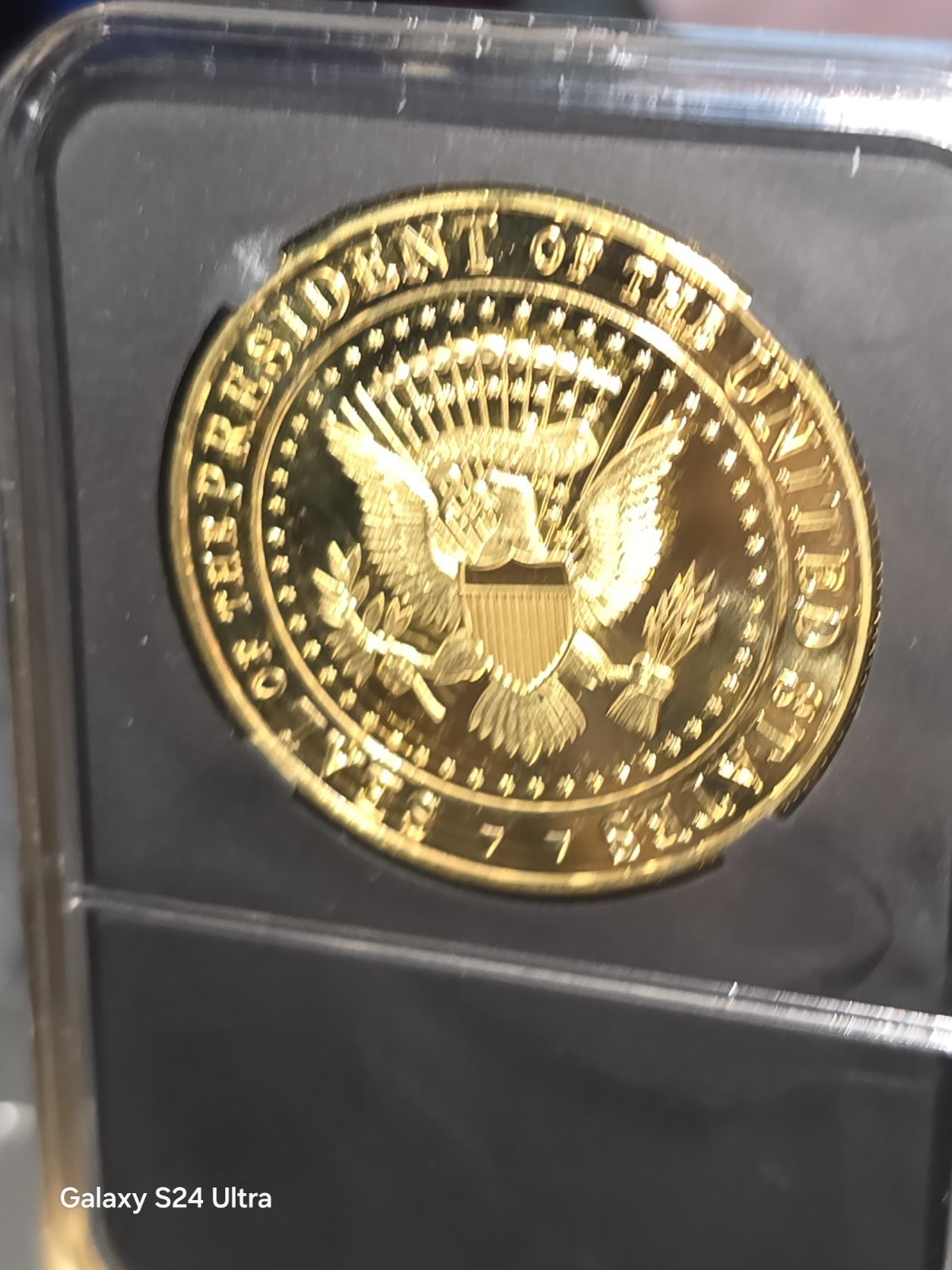 2024 (Set Of 3) Presidential Commemerative Donald Trump Gold Collectors Coins💎