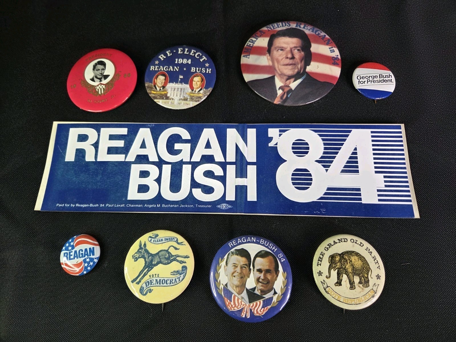 Vtg Ronald Reagan, Bush, Gore, 1980s Presidential Campaign Buttons & Sticker