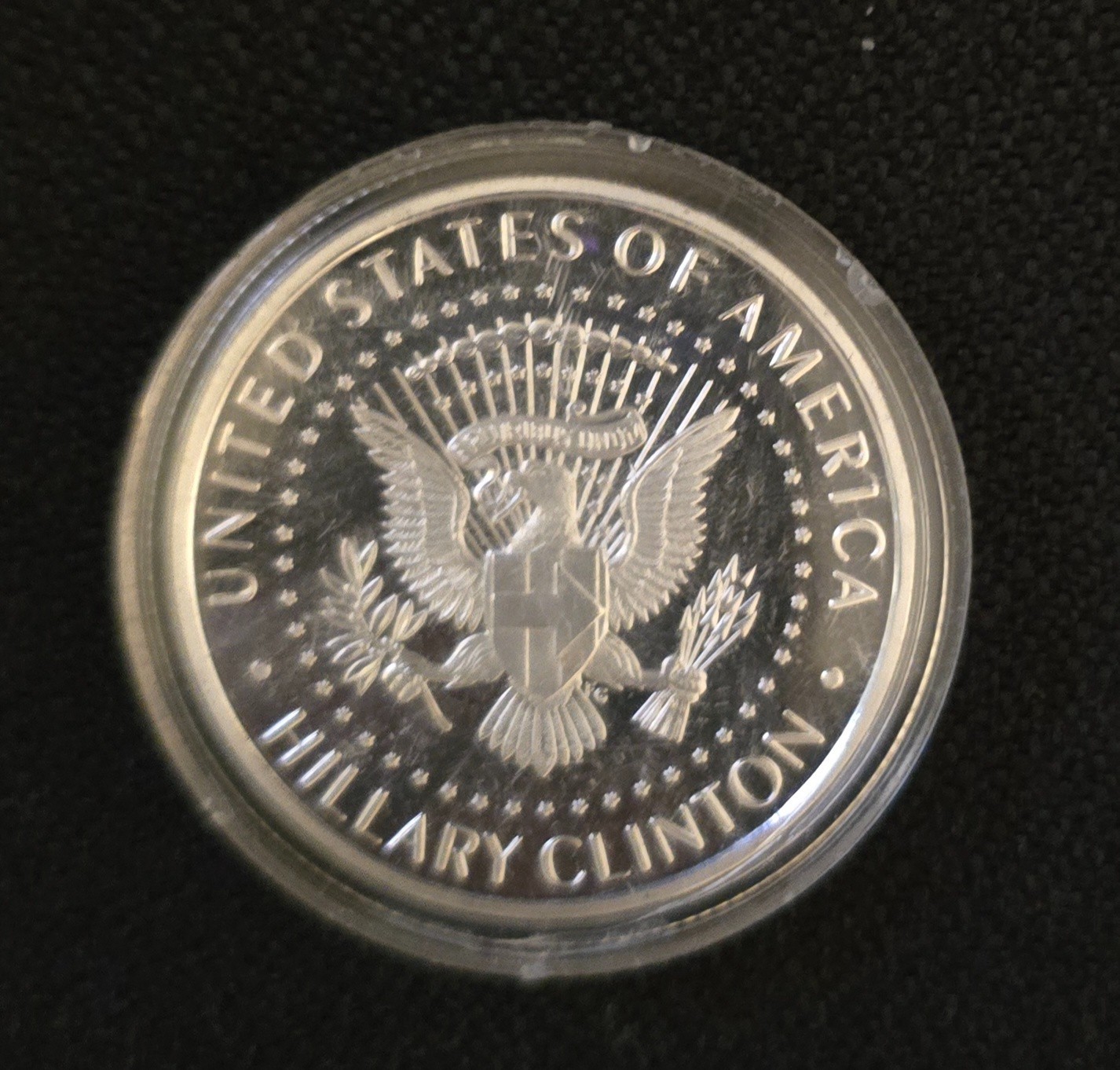 Hillary Clinton Presidential Eagle Silver Plated Commemorative Tribute Coin 38mm
