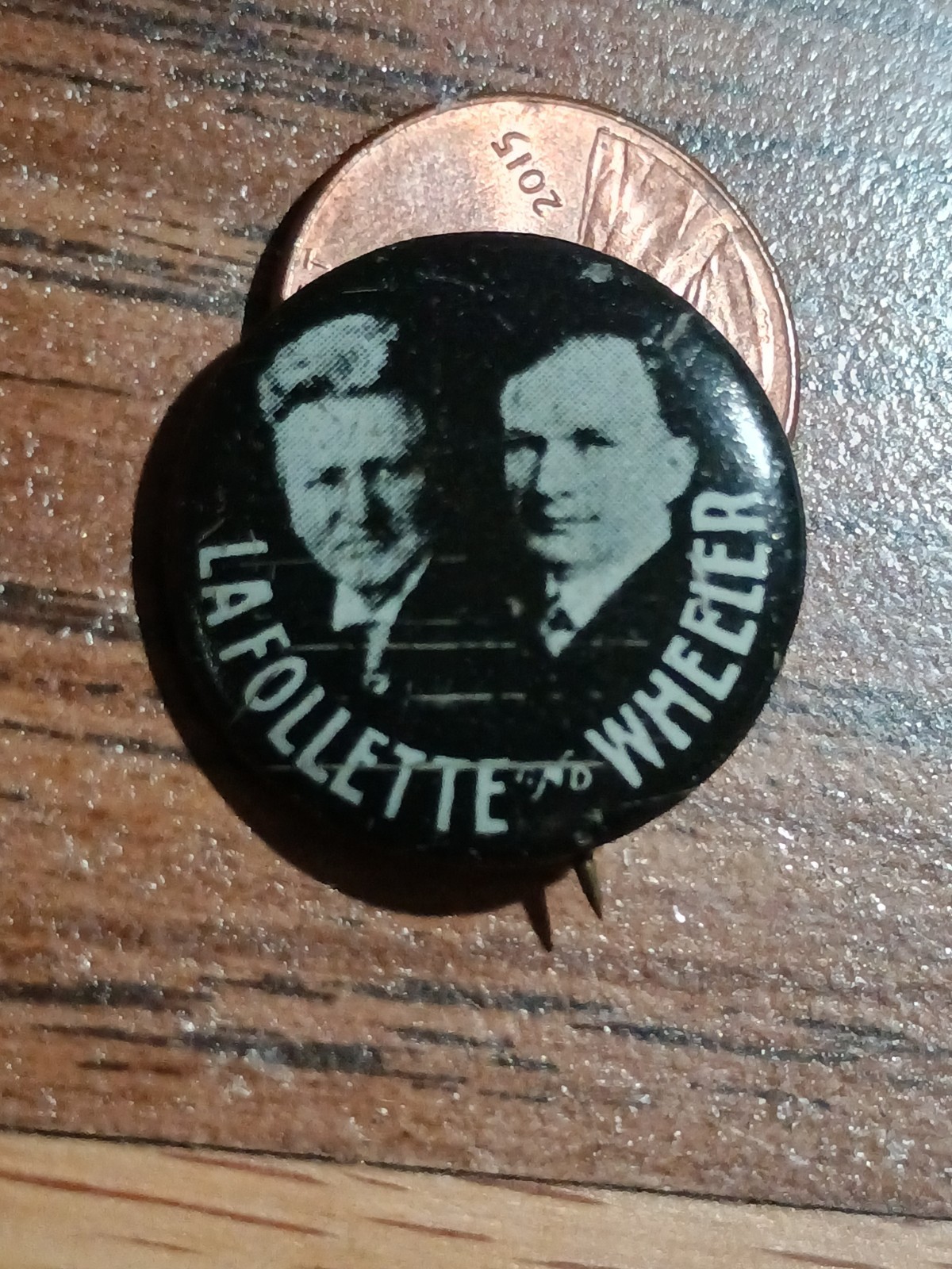 1924 ROBERT M. LA FOLLETTE – BURTON K. WHEELER PRESIDENT PIN Button Jugate
