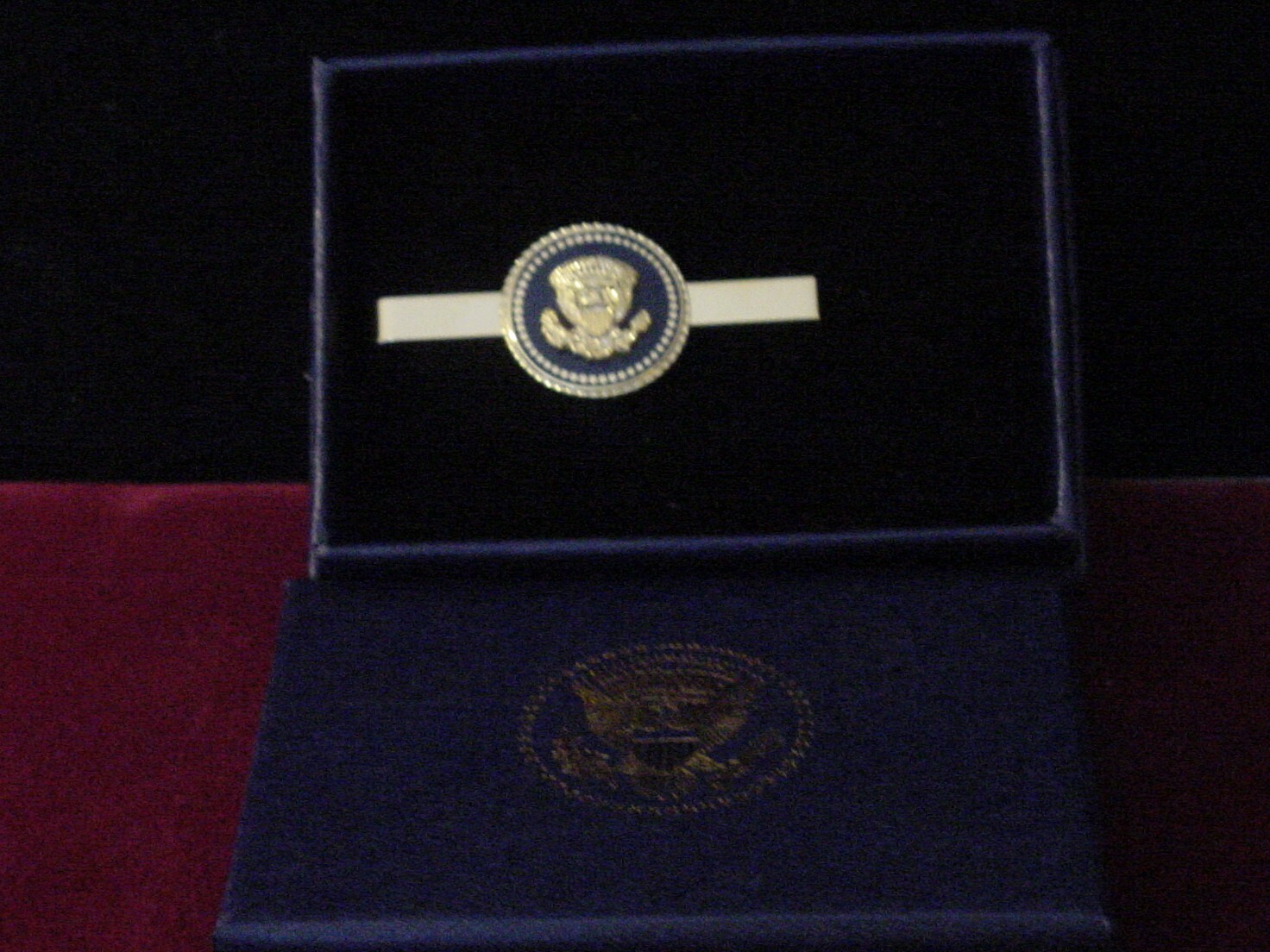 President Ronald Reagan tie clip – Presidential seal tie clip