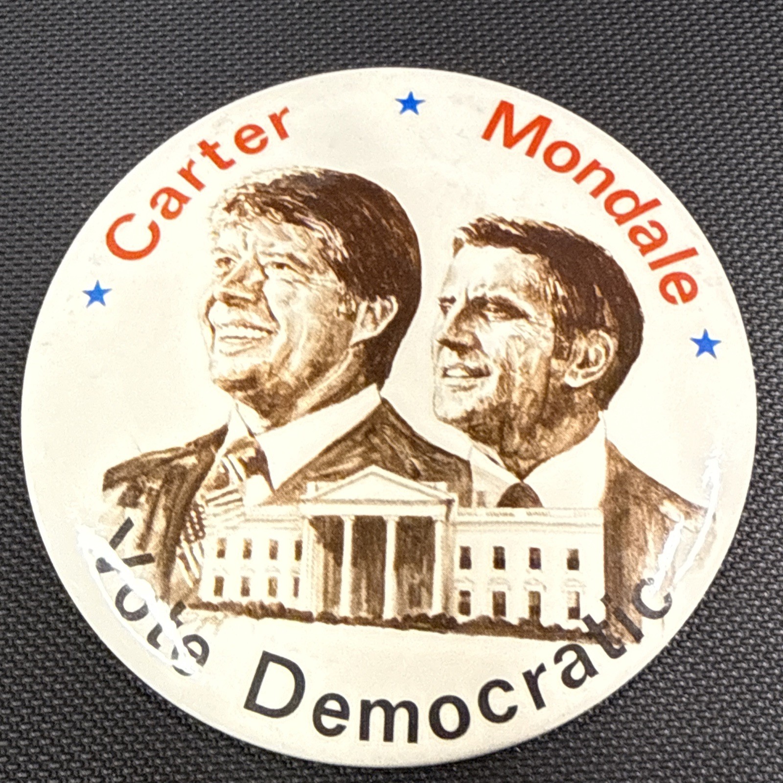 Vote Democratic Carter Mondale Presidential Pin 3.5” Photo White House Backgroun