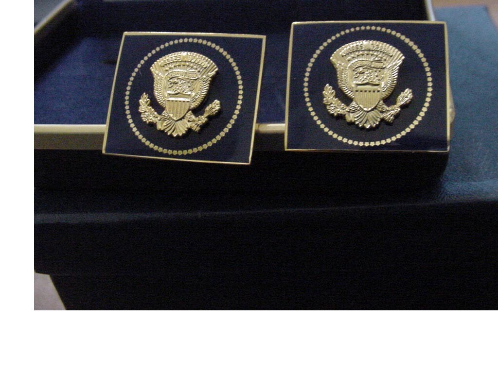 Pair of President DONALD TRUMP SQUARE VIP Cufflinks -NEW