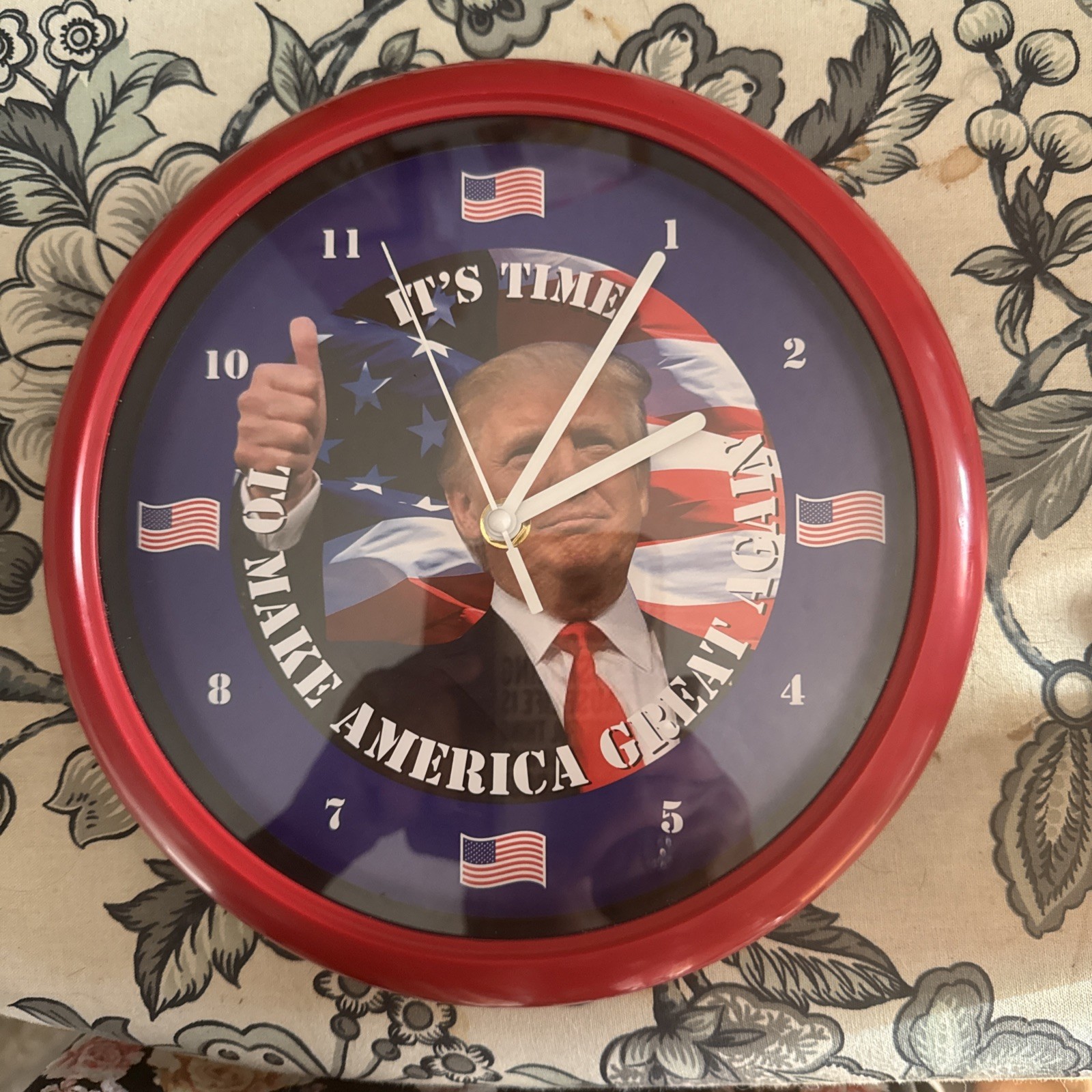 President Donald Trump Talking Clock Let’s Make America Great Again!