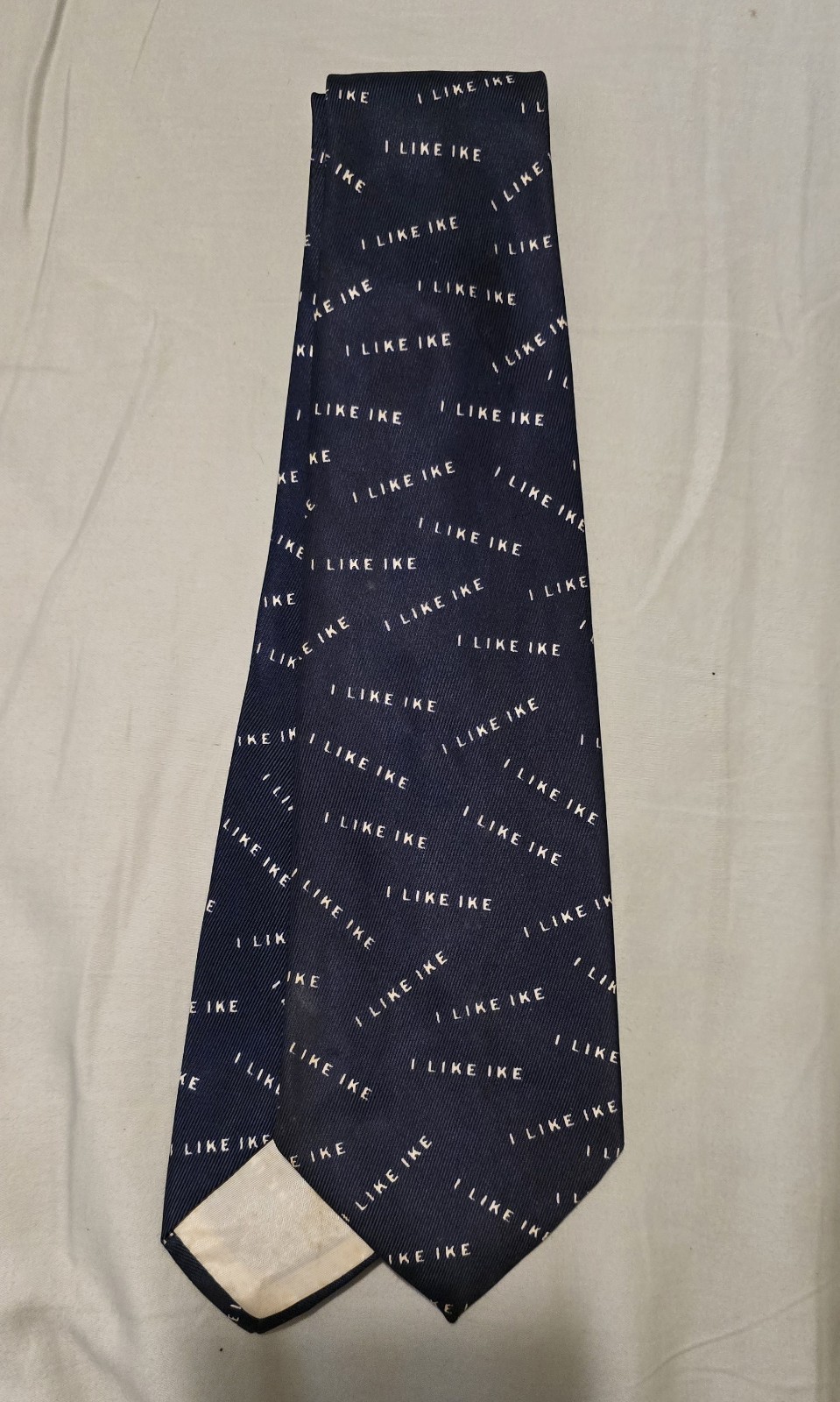Dwight Eisenhower Blue “I Like Ike” 1950’s Neck Tie – Harvale & Company, NY