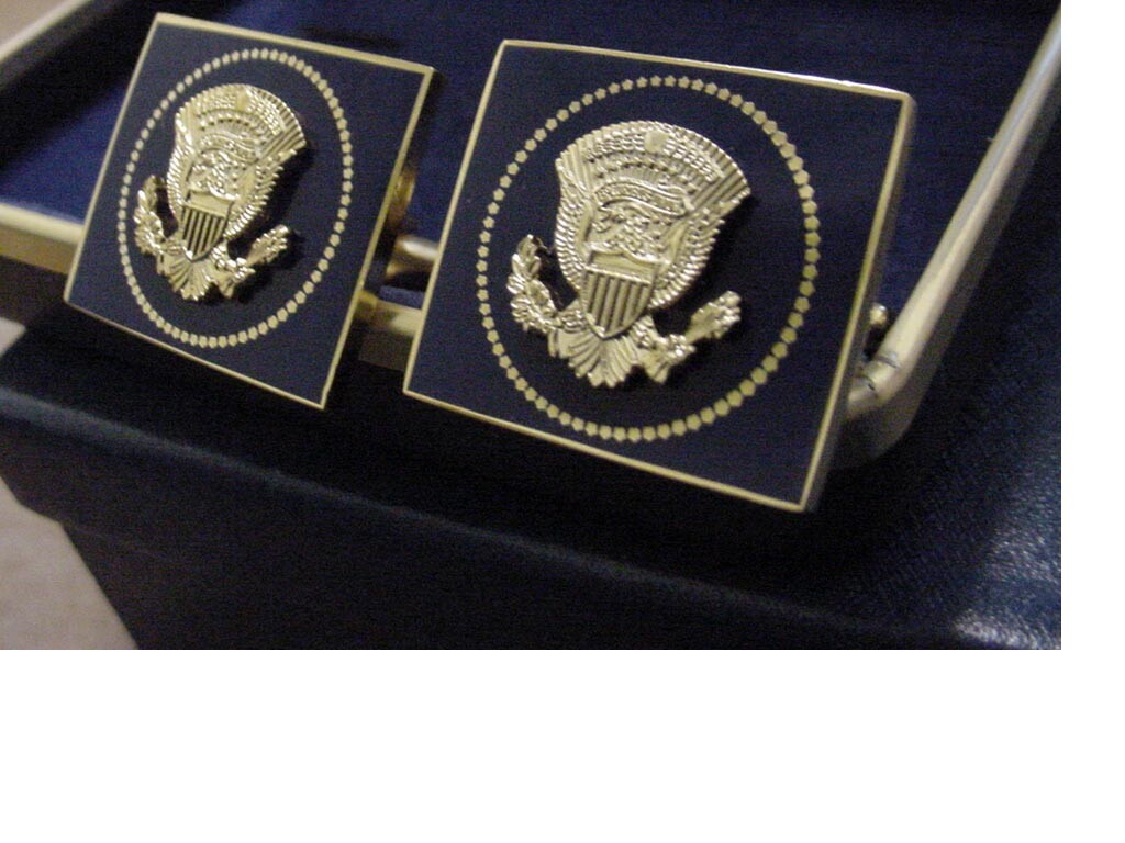 Pair of President DONALD TRUMP SQUARE VIP Cufflinks -NEW