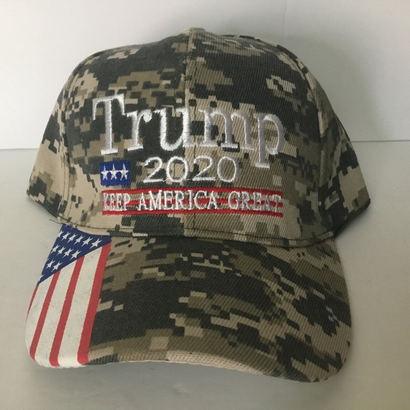Trump 2020 Keep America Great Digital Green Camo Baseball Hat Cap Hook and Loop