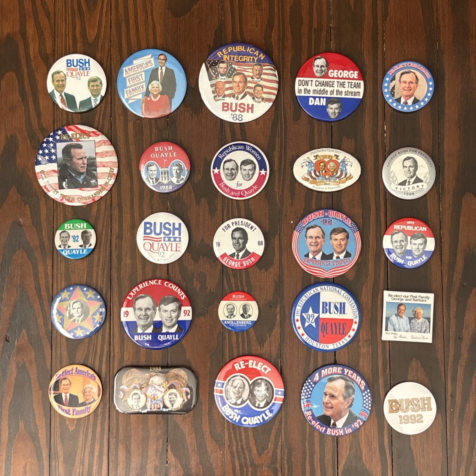 25 Different George Bush for President Buttons Dealer Lot 1988 1992 Inaugurals