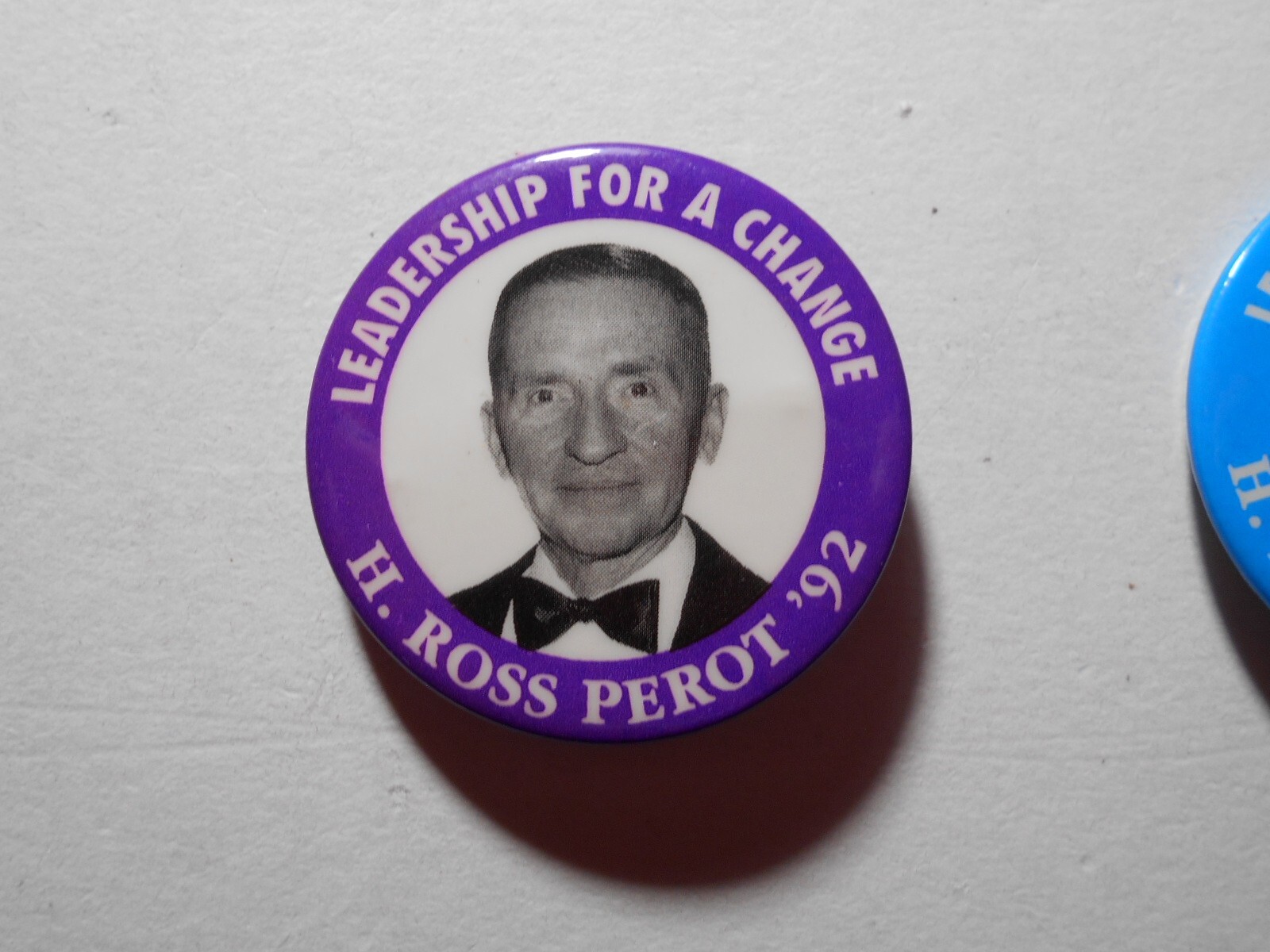 1-3/4″ H. Ross Perot Leadership purple 1992 cello pinback button