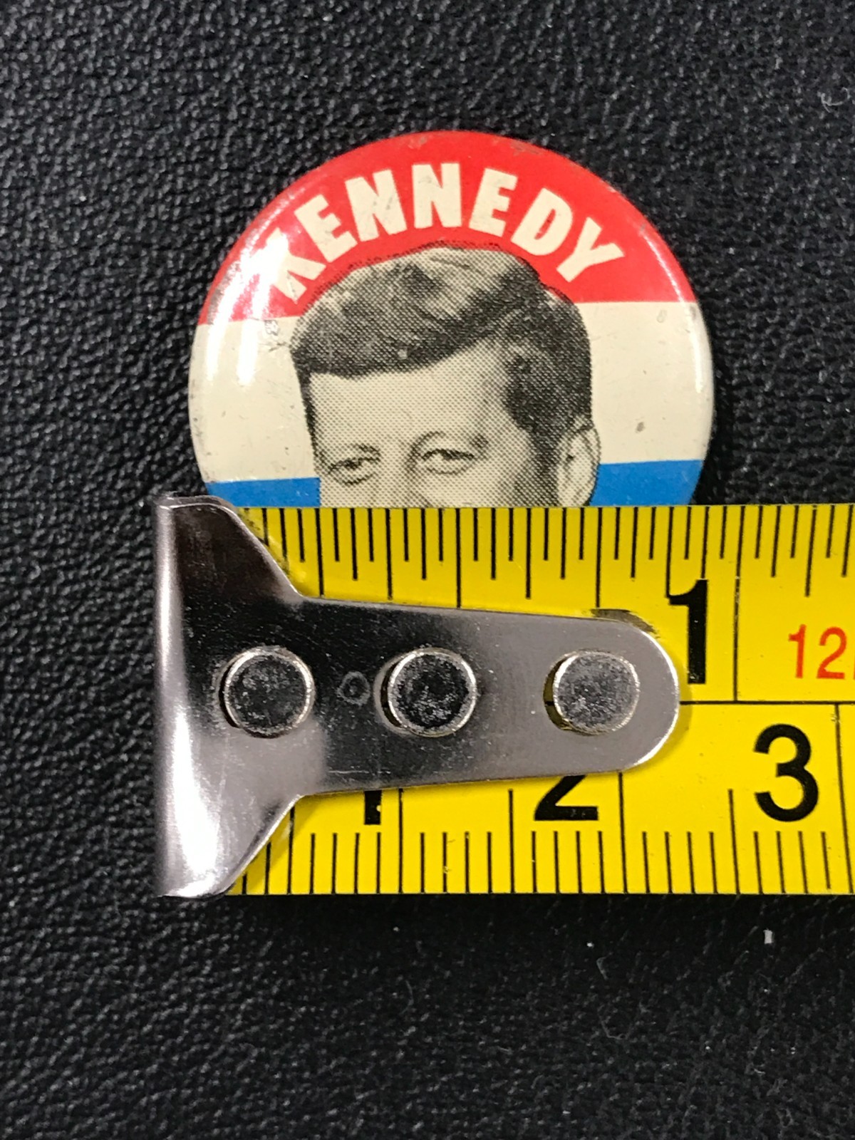 Vintage 1960 Presidential Election Campaign John F. Kennedy 1″ Button Pin