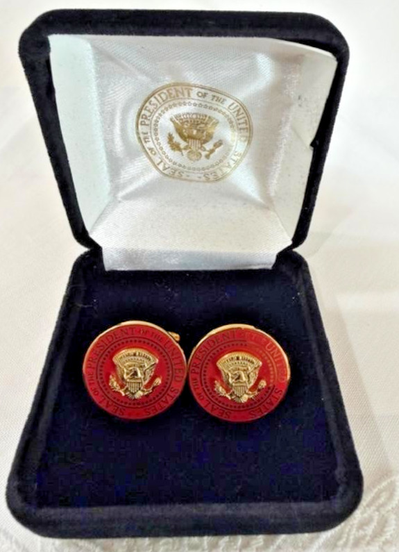 President Donald J Trump 7/8″ Red Cuff LInks with Presidential Seal in Gift Box