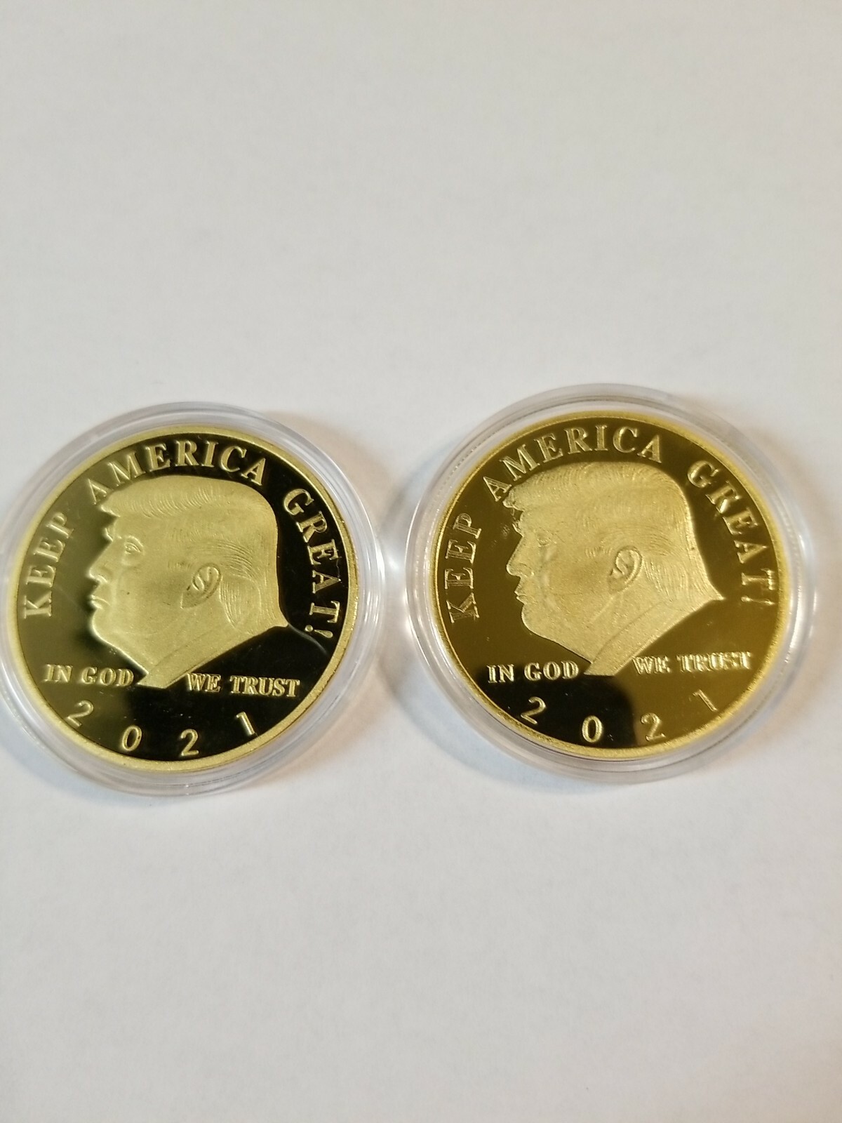 (2) Donald Trump 2021 (Gold CLR) Coins KEEP AMERICA GREAT 40MM w/Plastic Cases