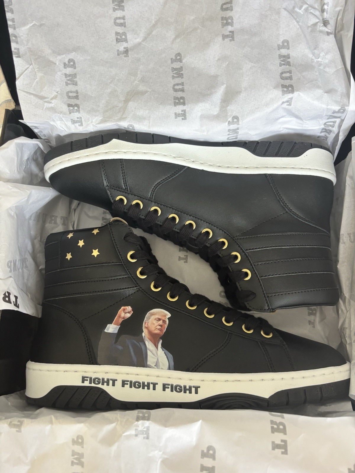 Donald Trump Fight Fight Fight High Top Sneakers Pair 2240/5000 Men’s Size 10.