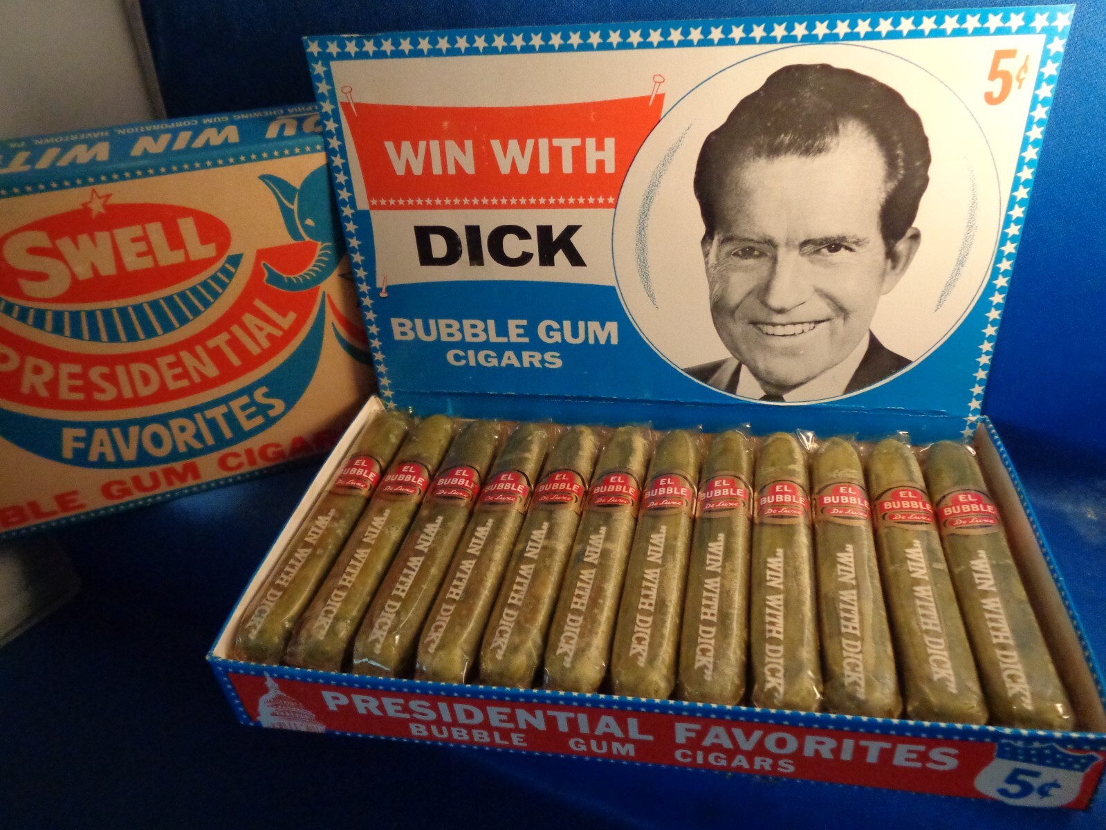 RICHARD NIXON ‘WIN WITH DICK’ 1968 SWELL BUBBLE GUM CIGARS (1) BOX
