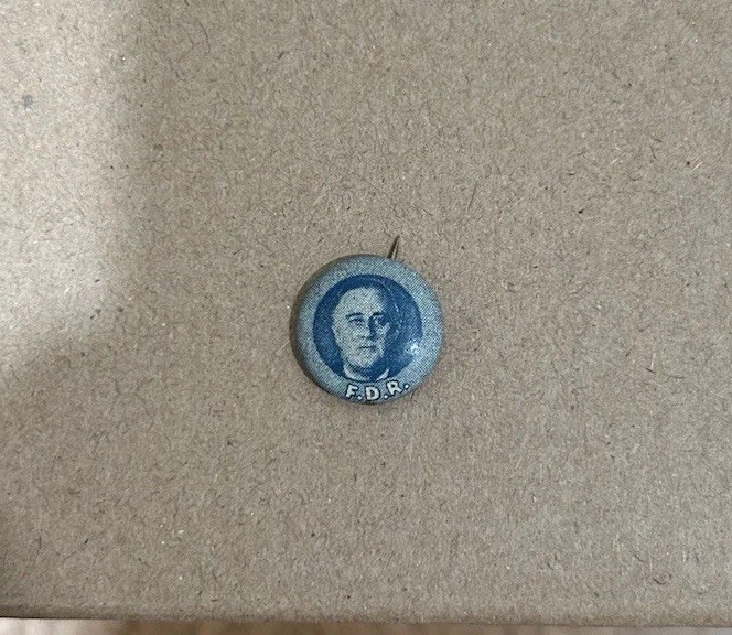 Franklin Delano Roosevelt 1932 Scarce Small Picture Political Button President!!