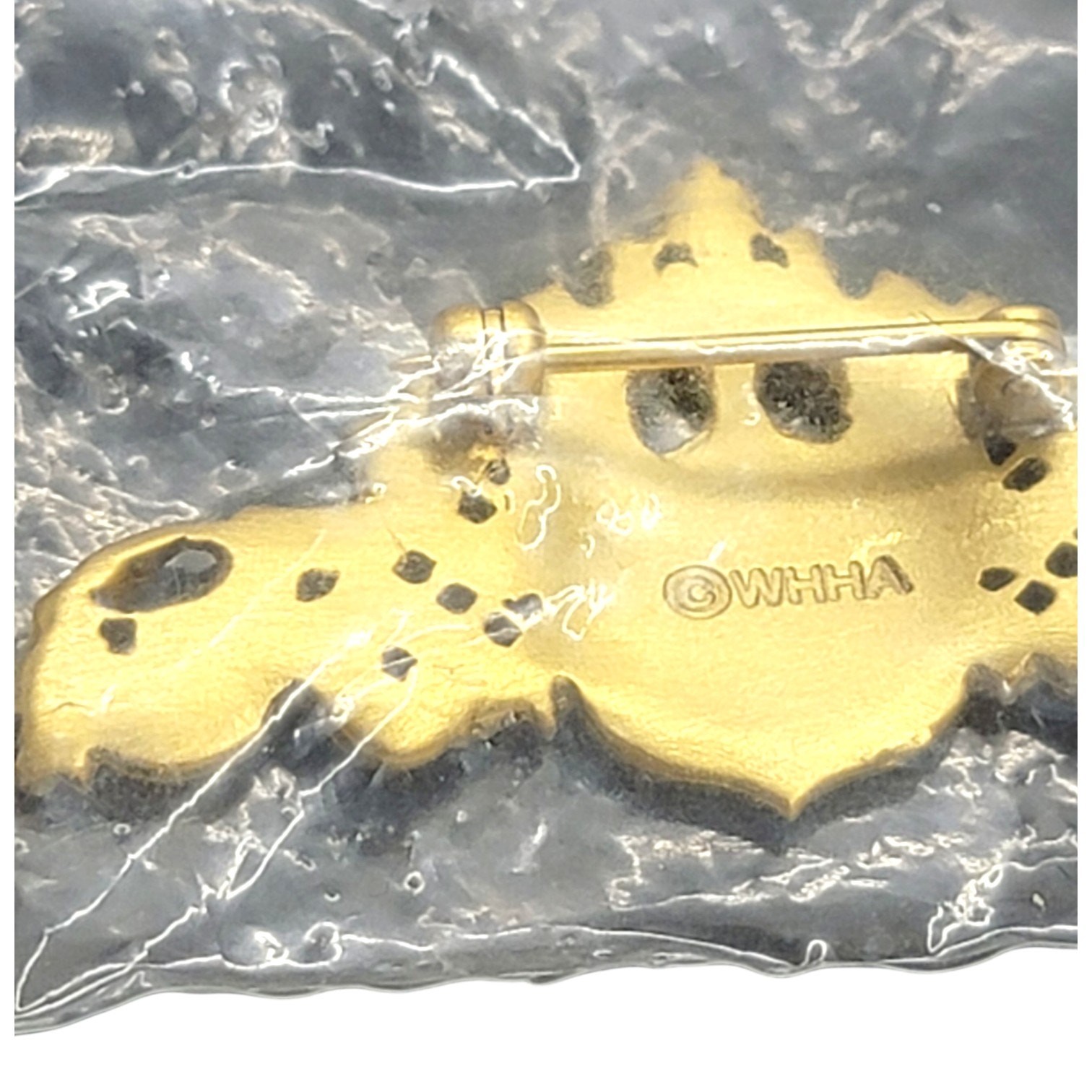 White House Historical Association WHHA US Shield Brooch Gold Filigree Pin