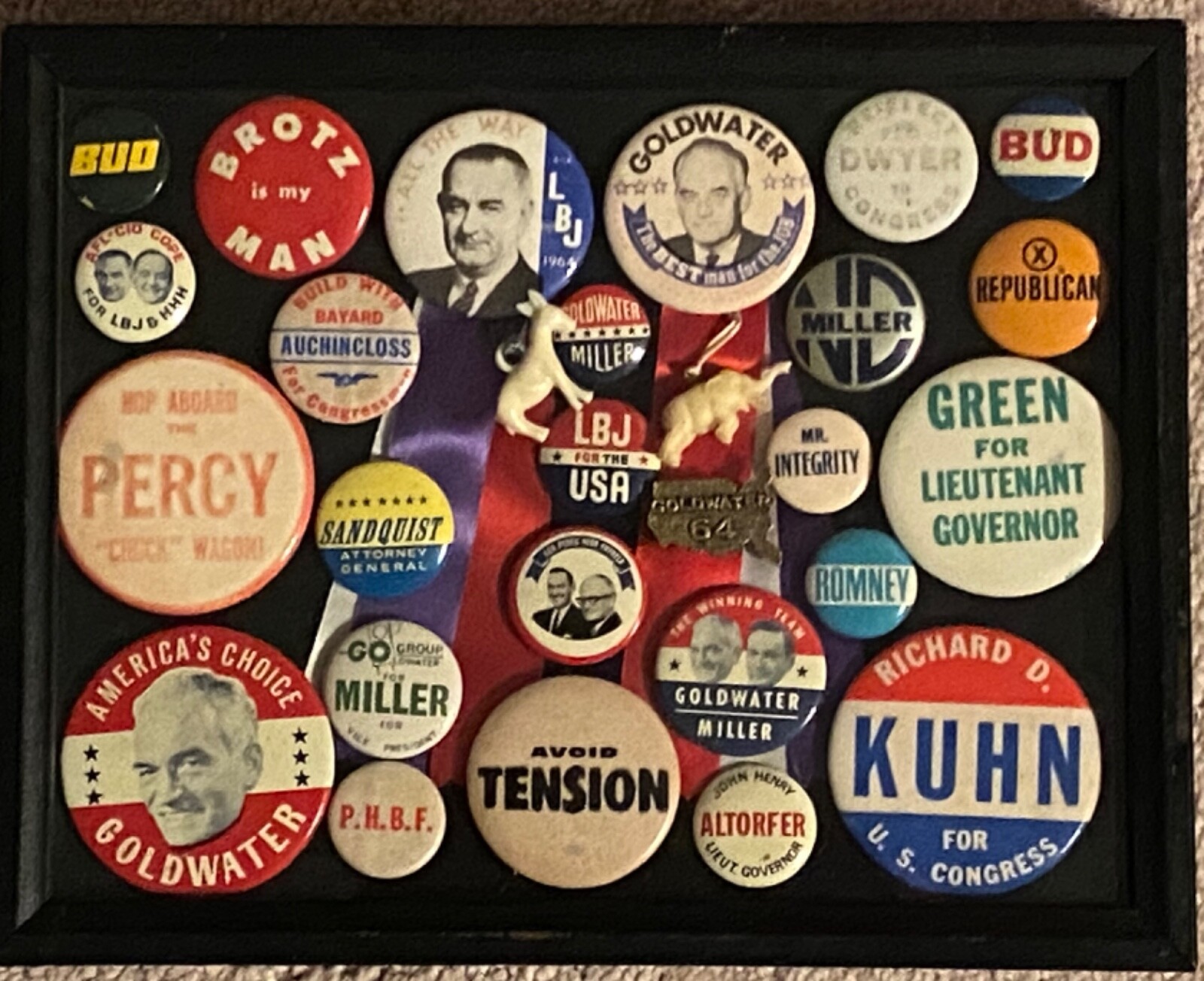 Lot Presidential Political Buttons Donkey Elephant LBJ Goldwater Romney 1960’s