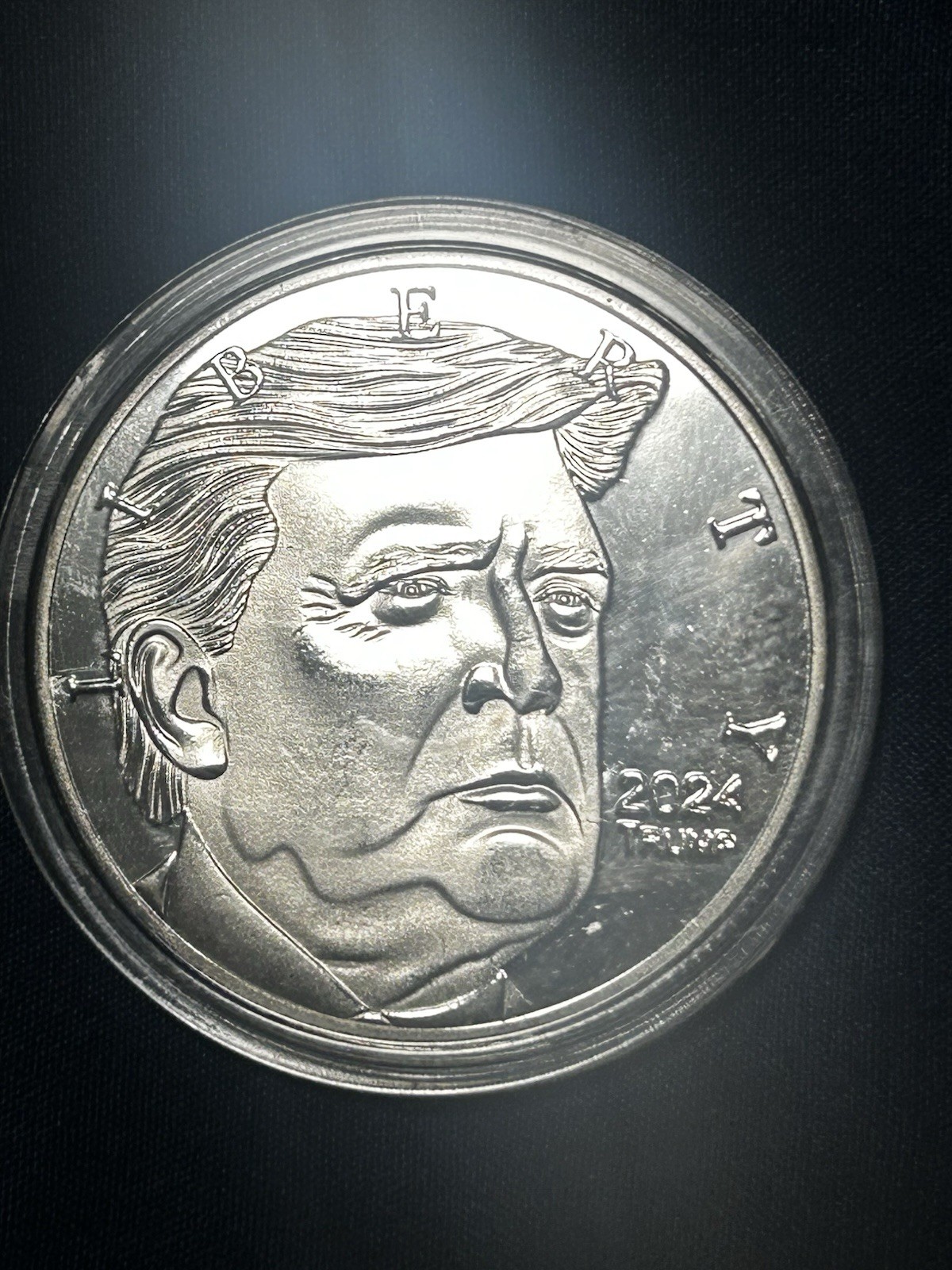 Donald Trump Liberty 2024 Commemorative Silver Coin In Hard Plastic Case